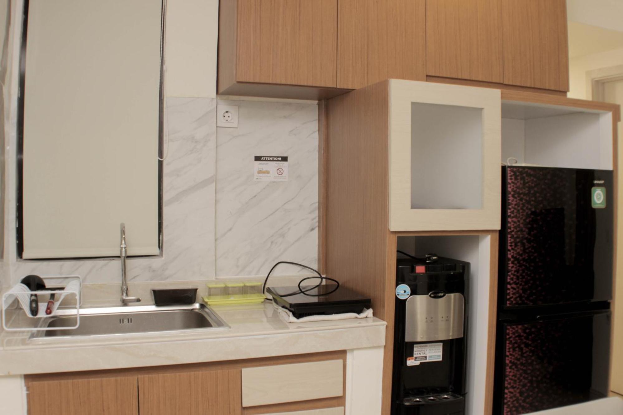 Minimalist And Cozy 3br At Meikarta By Travelio Jakarta