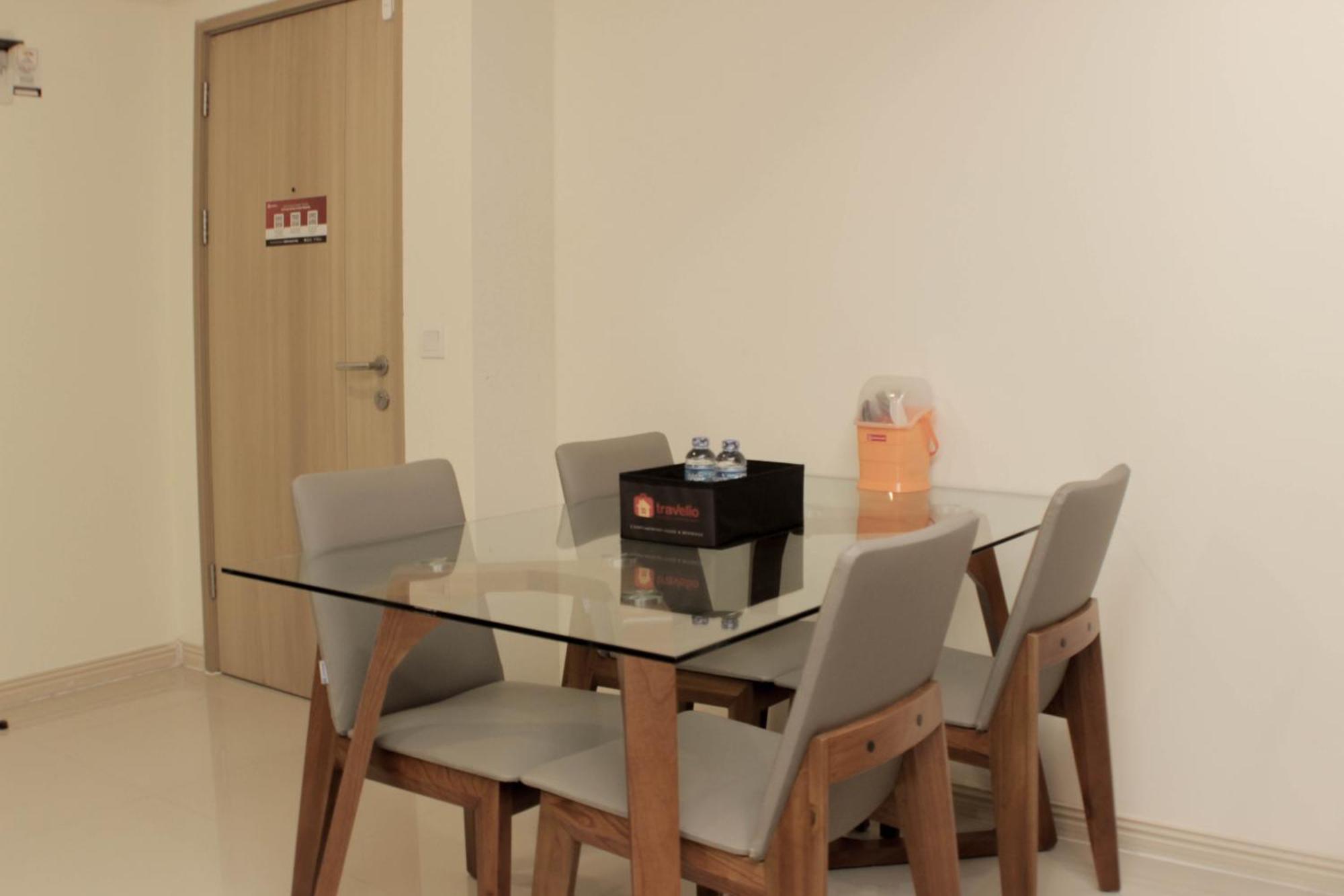 Apartment Minimalist And Cozy 3br At Meikarta By Travelio