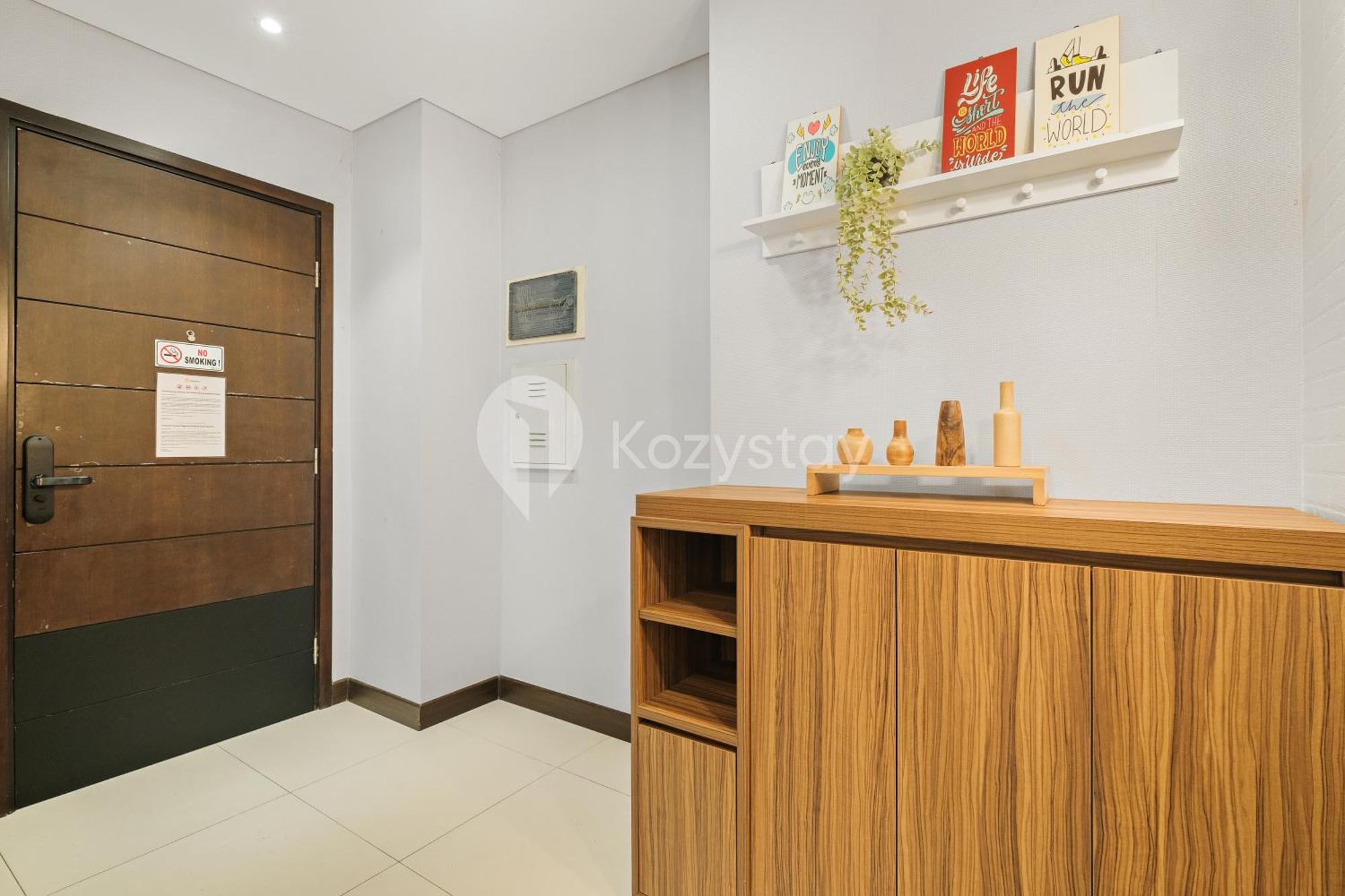 Meadow By Kozystay - Newly Renovated - Kebon Jeruk