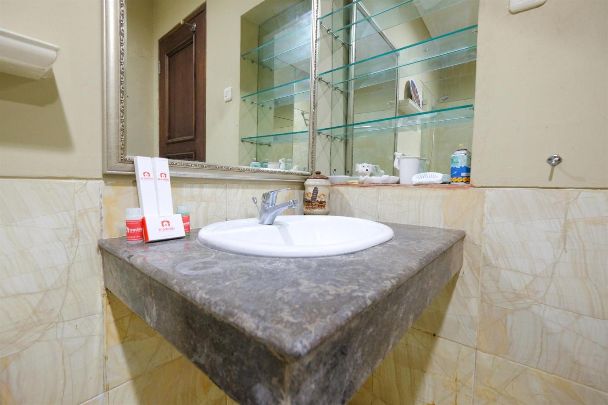 Spacious 2br Bellezza By Travelio Apartment *