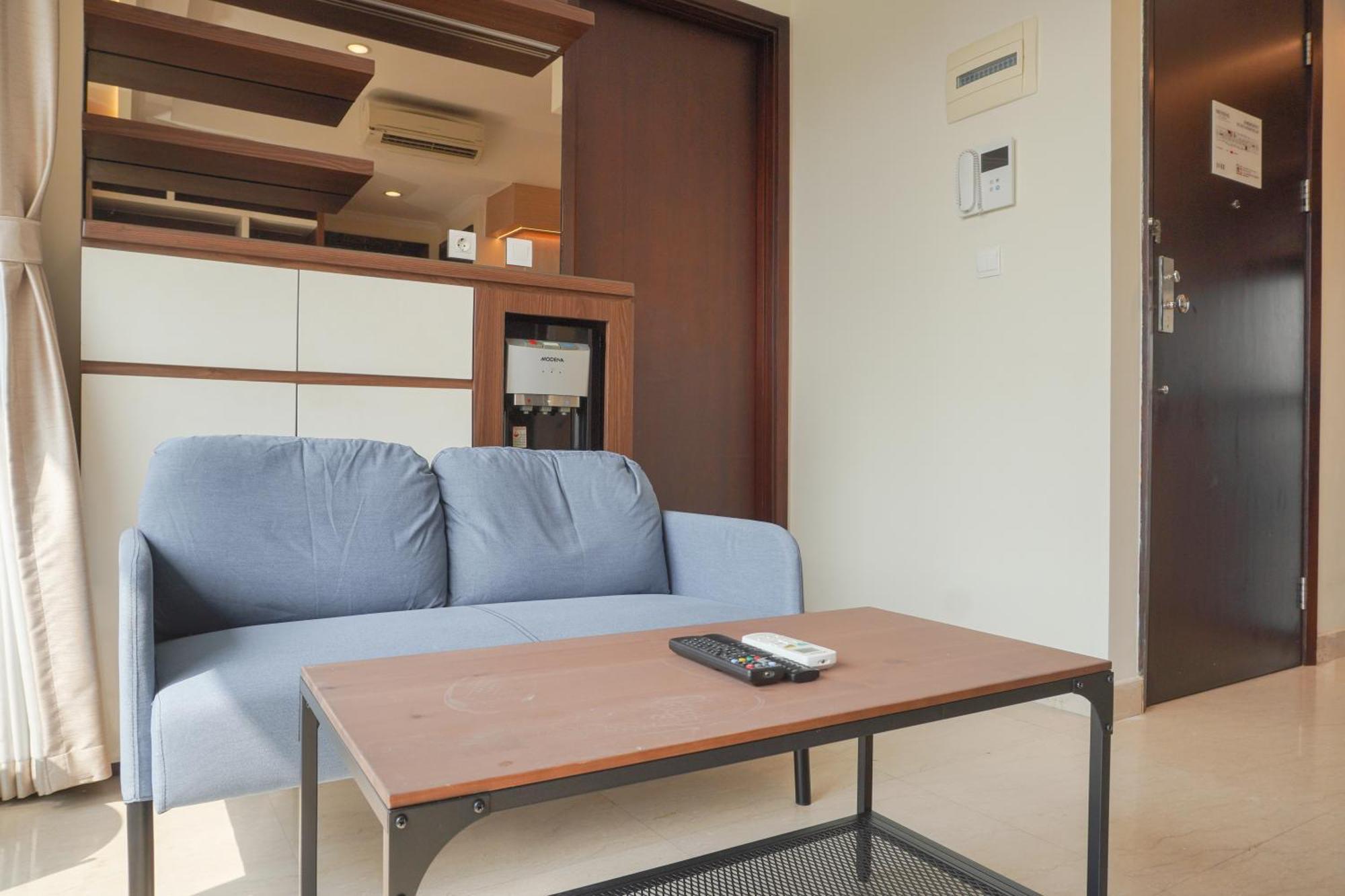 Comfy And Elegant 2br With Private Lift At Menteng Park By Travelio Apartment *