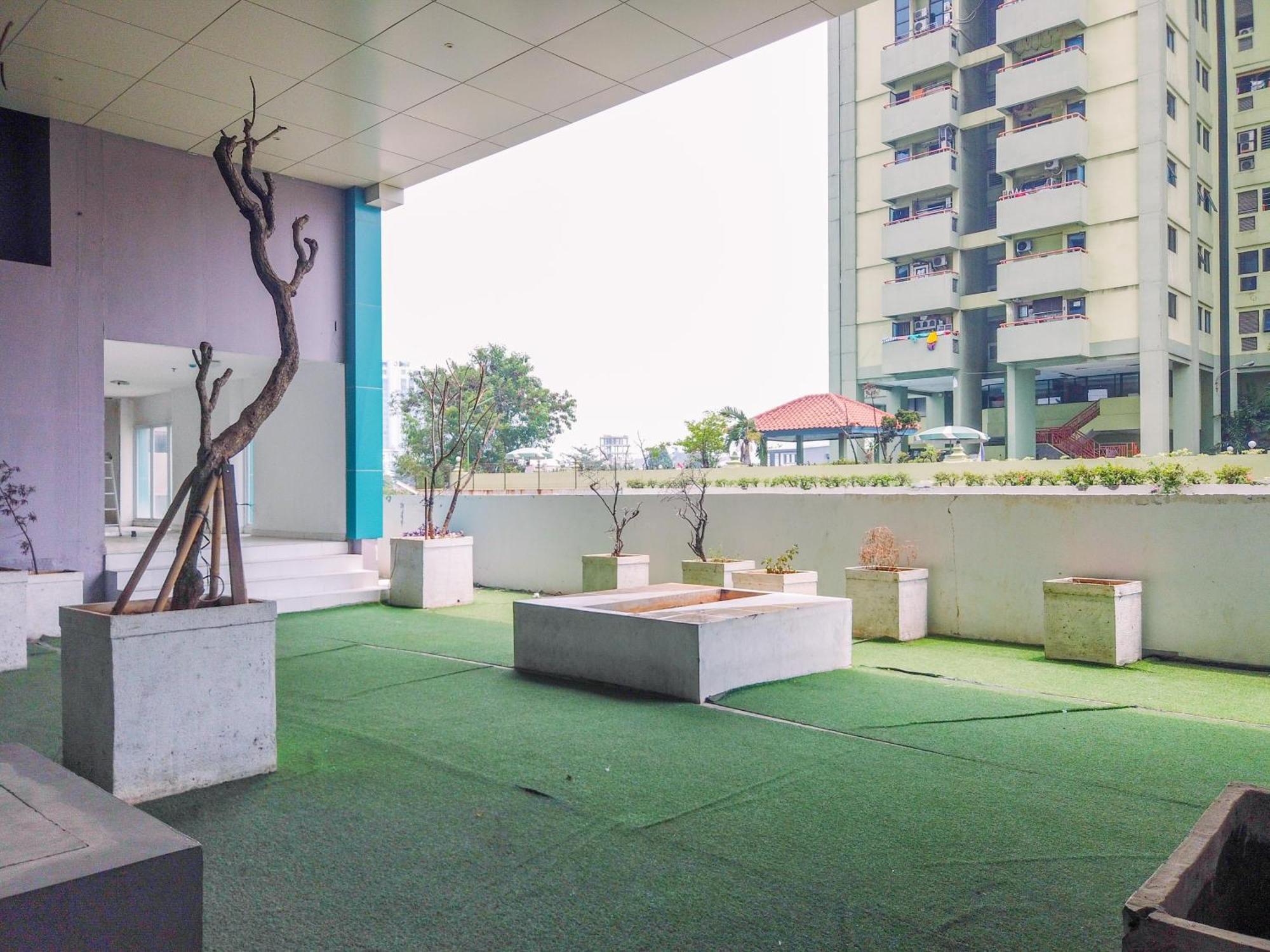 Apartment Scenic And Strategic Amethyst By Travelio
