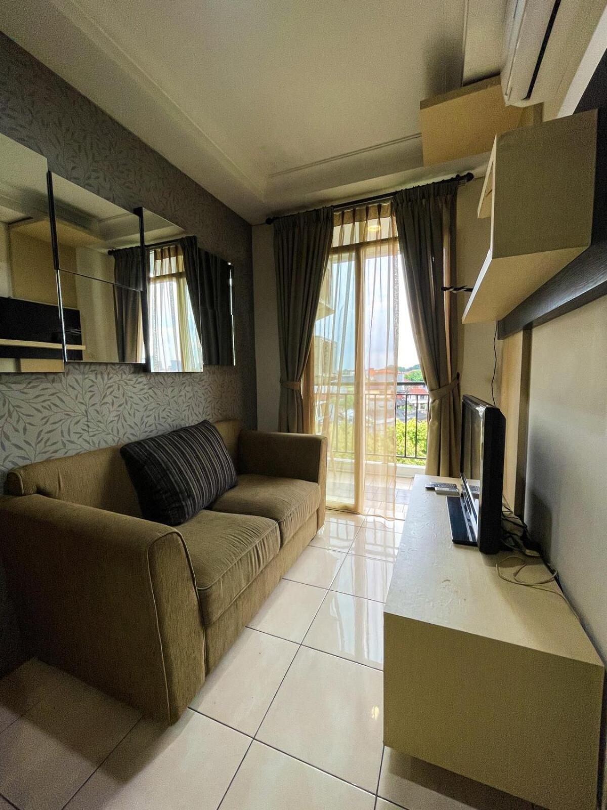 Gardenia Bolevard 1br With Pool Apartment *