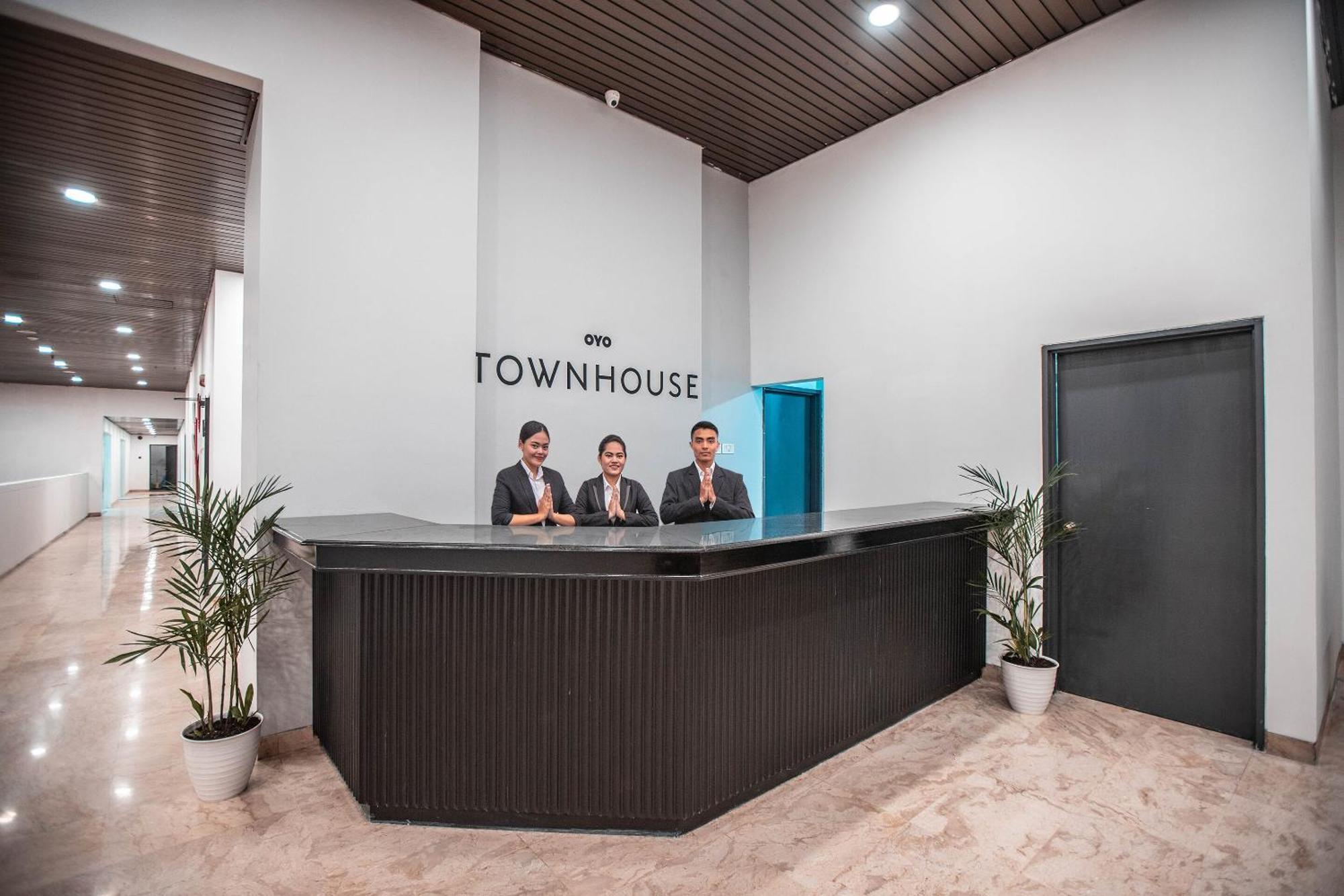 Super Oyo Townhouse 1 Salemba Hotel 3*