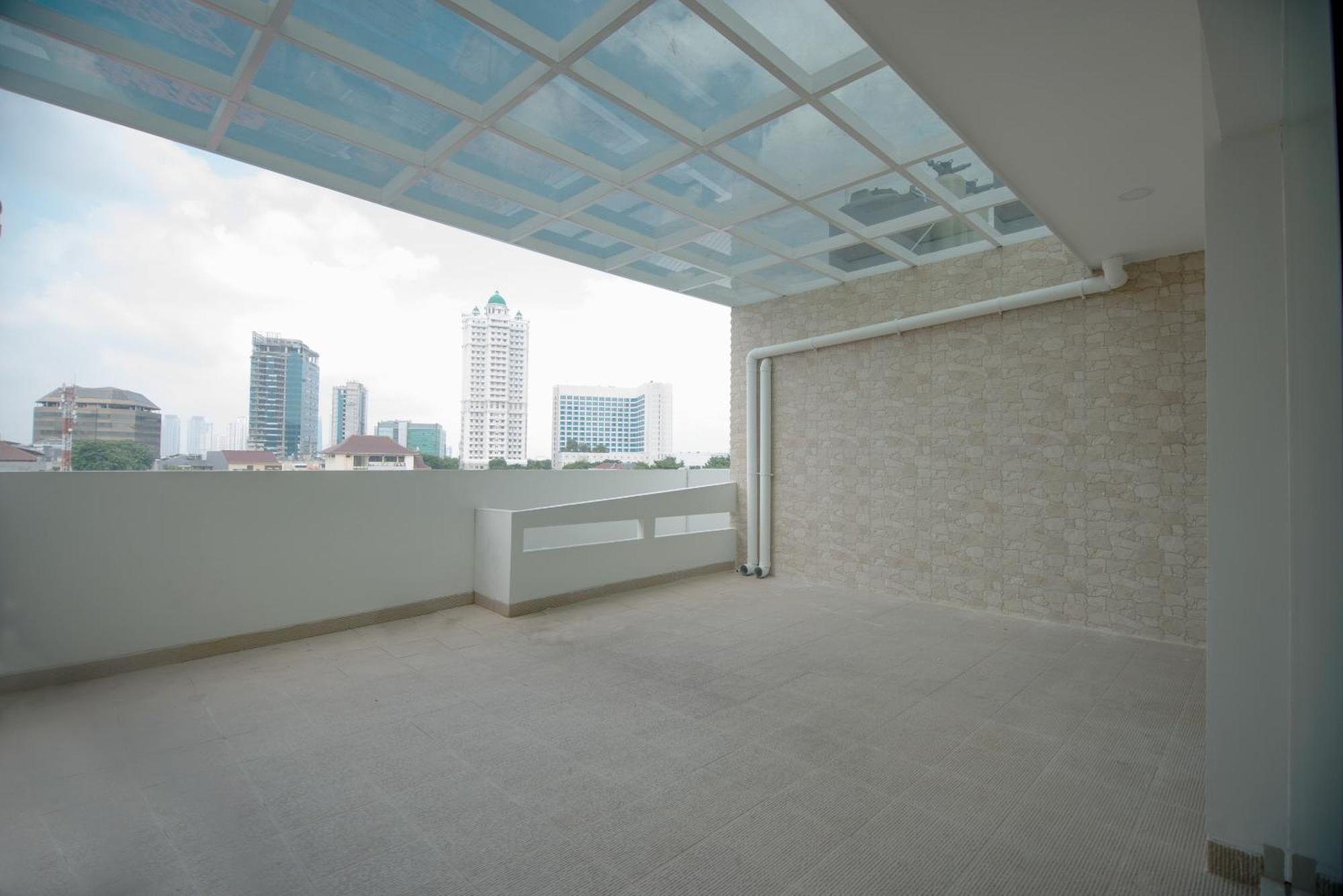 Super Oyo Flagship 101 Apple Platinum Hotel 3*