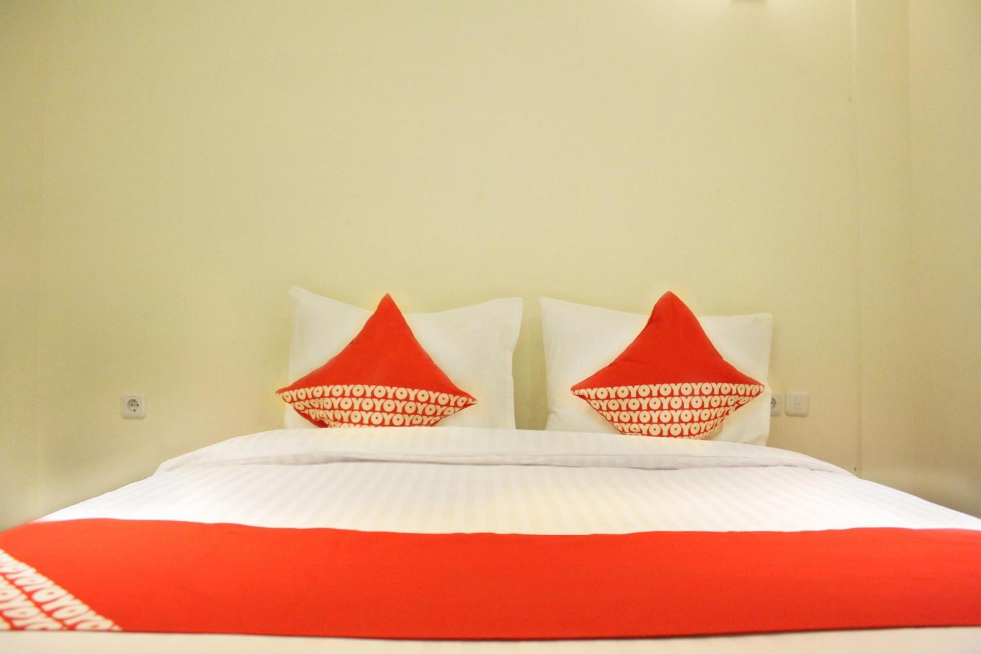 Hotel Oyo 148 Cempaka Place Jakarta