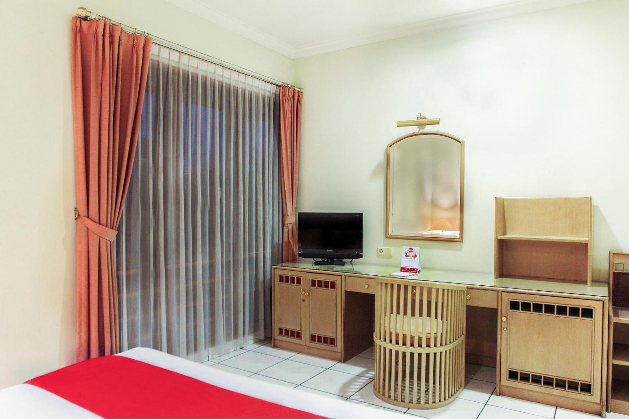 Hotel Super Oyo 123 Puri Lotus 2*
