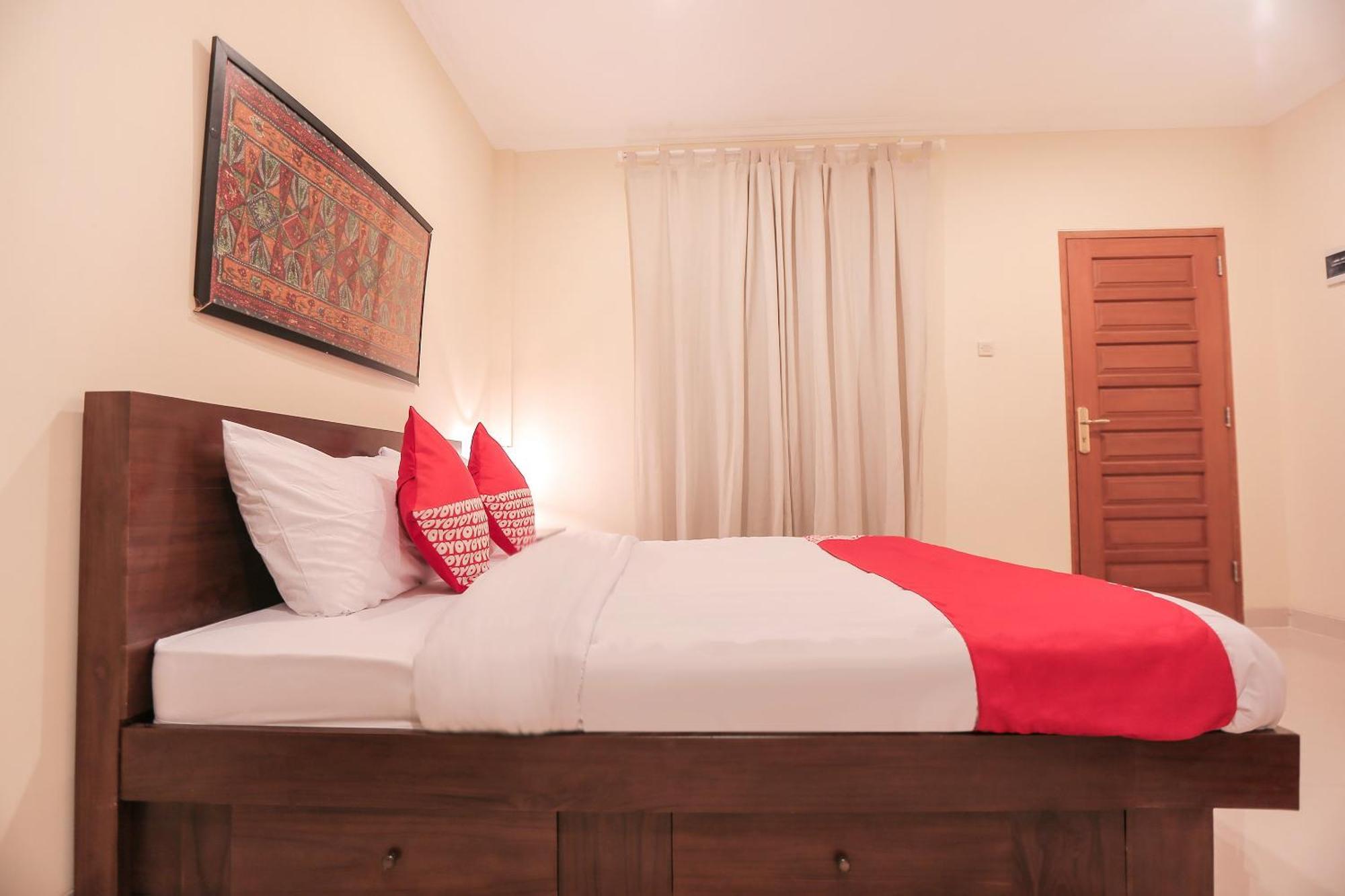 Super Oyo Capital O 133 Griya Ciaji Hotel 2*