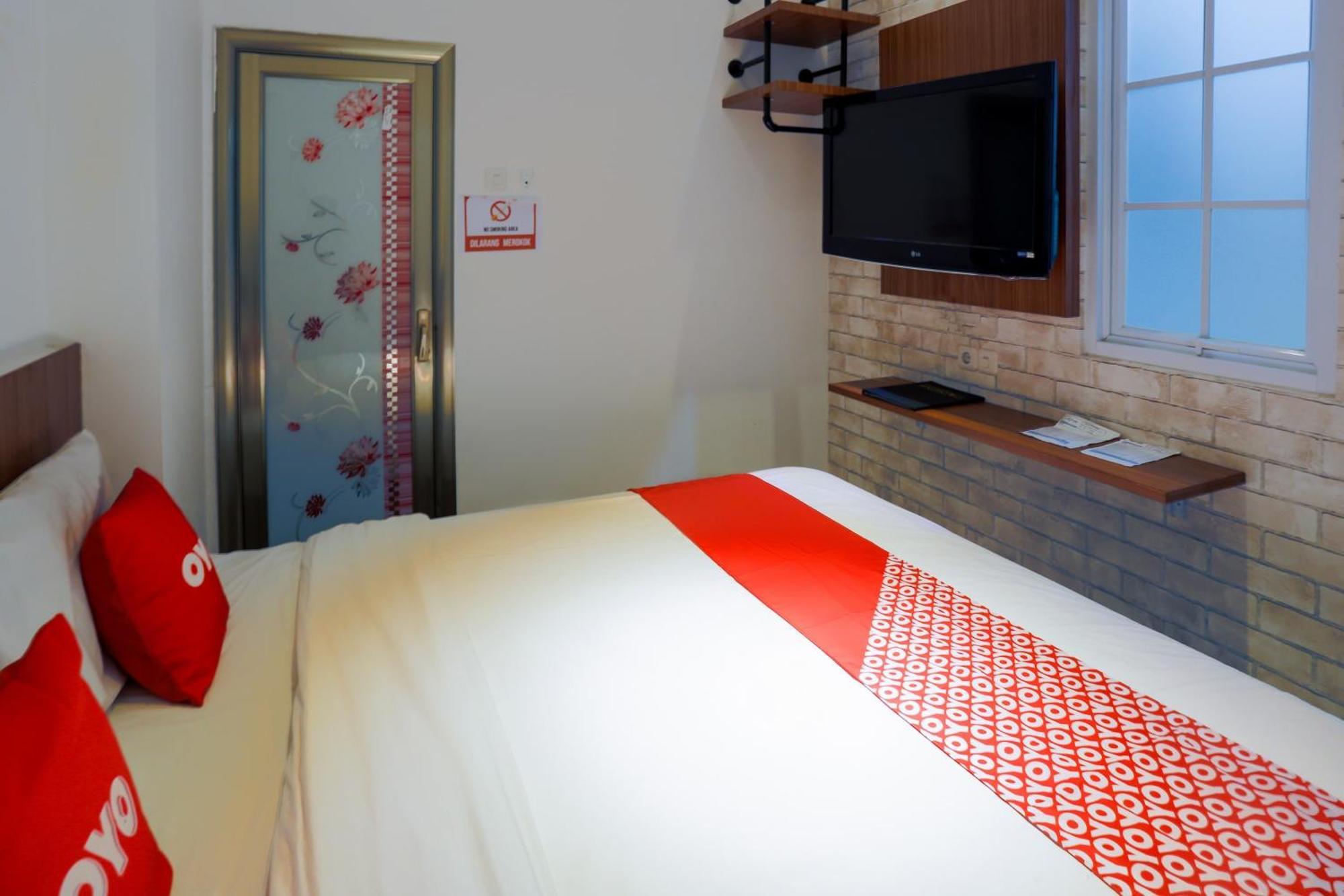 Hotel Super Oyo 3109 Point 2*
