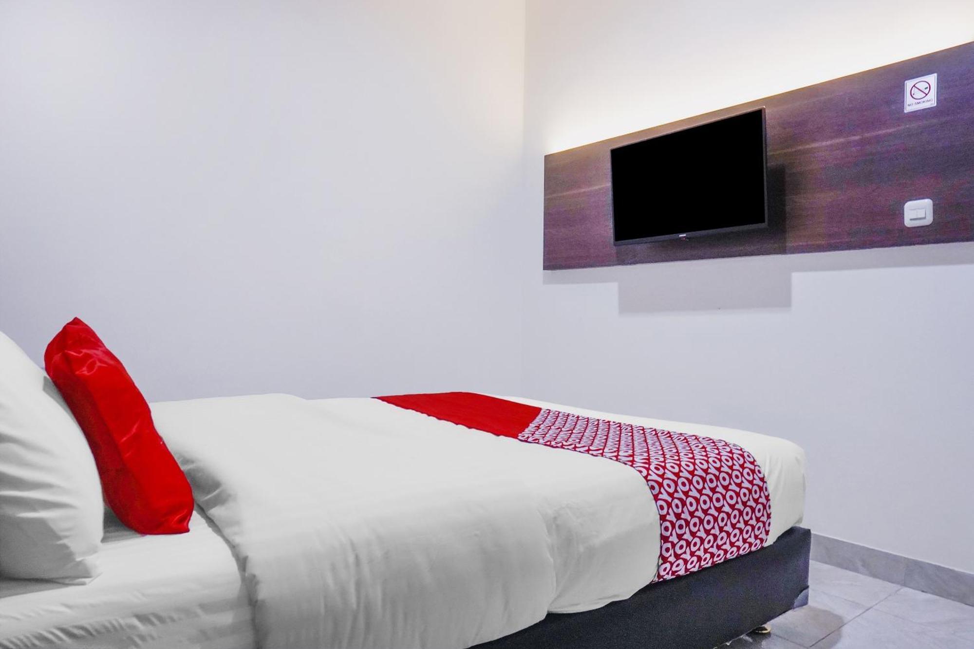 Hotel Oyo 90115 Near Pasar Baru Jakarta