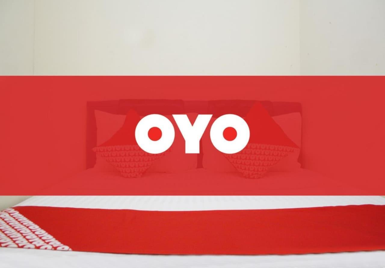 Oyo Life 2794 Kost Al Barokah 3 3*
