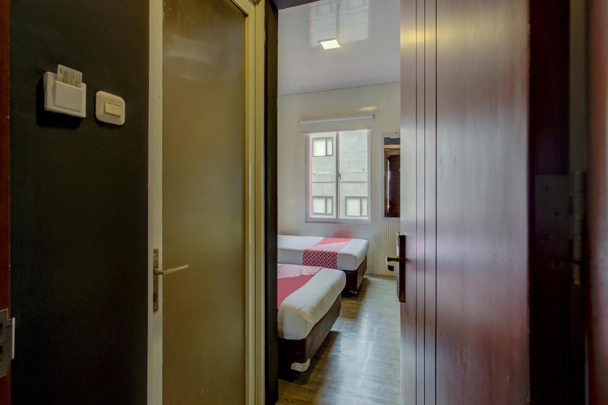 Hotel Collection O Gambir Near Masjid Istiqlal Formerly Aleander