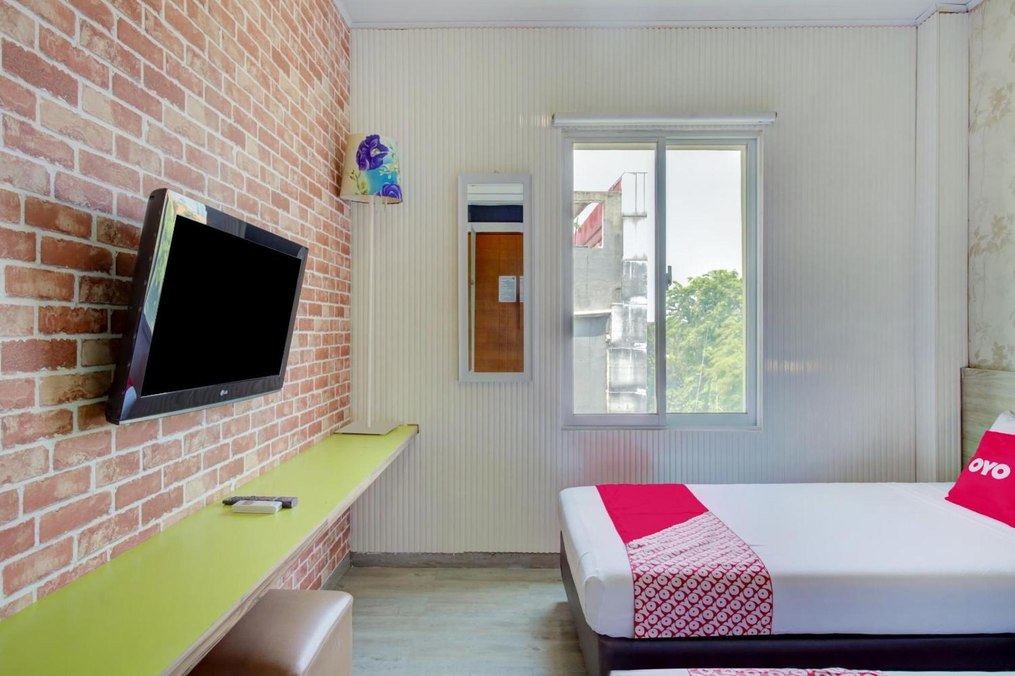 Hotel Collection O Gambir Near Masjid Istiqlal Formerly Aleander