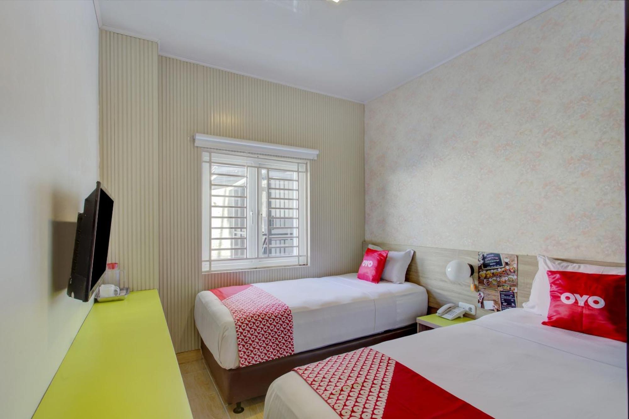 Hotel O Gambir Near Juanda Station Formerly Bunga Dahlia Jakarta
