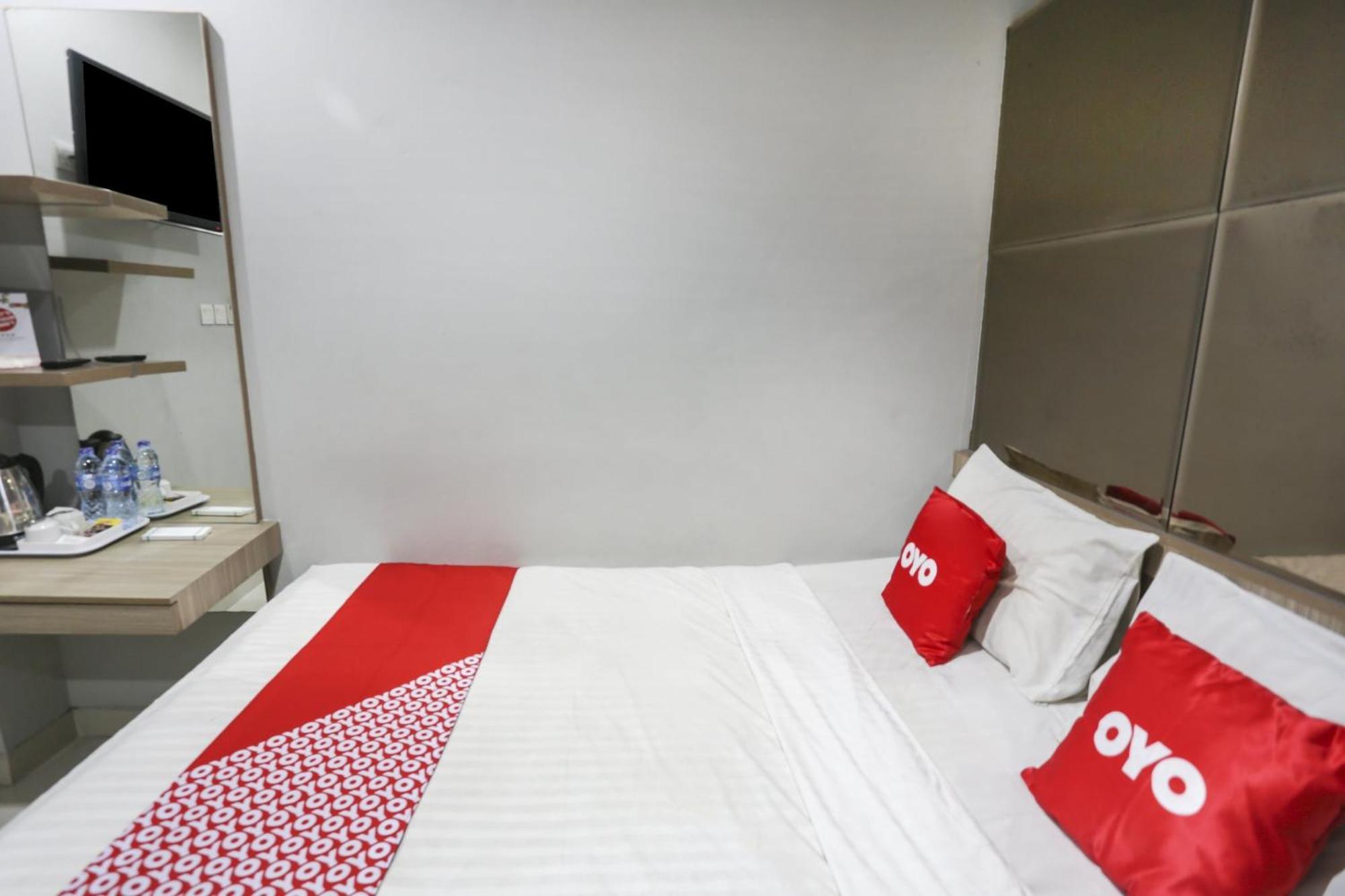 Super Oyo Capital O 90056 Kebon Kacang 9 Hotel 2*