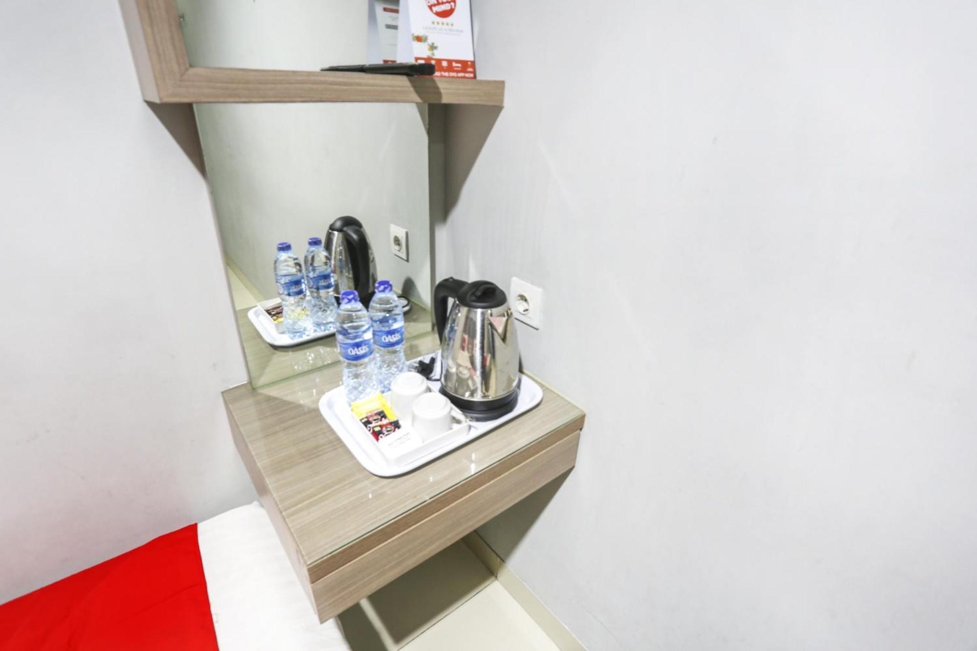 Hotel Super Oyo Capital O 90056 Kebon Kacang 9 Jakarta