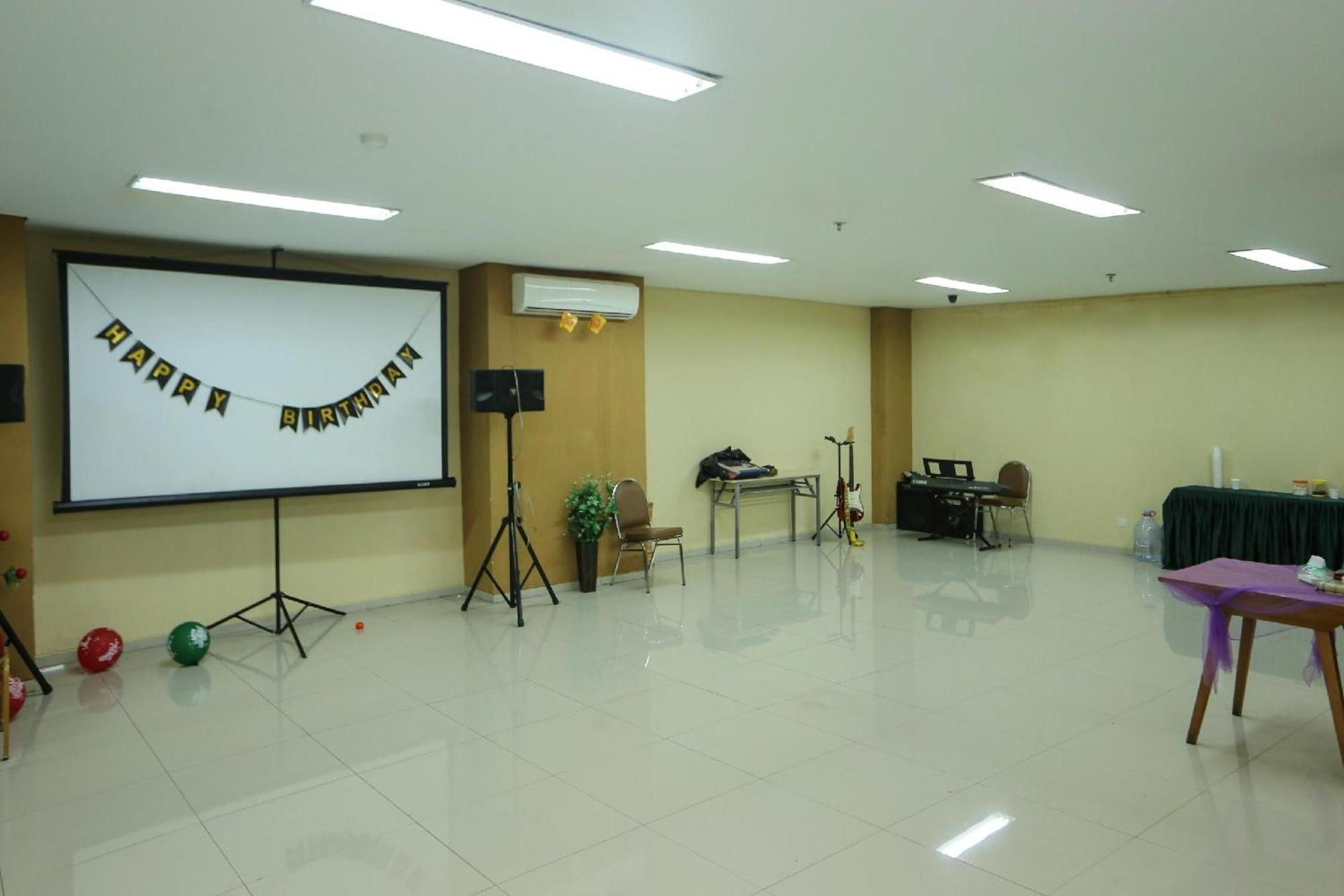 Super Oyo Townhouse Oak Fiducia Gede Hotel 3*