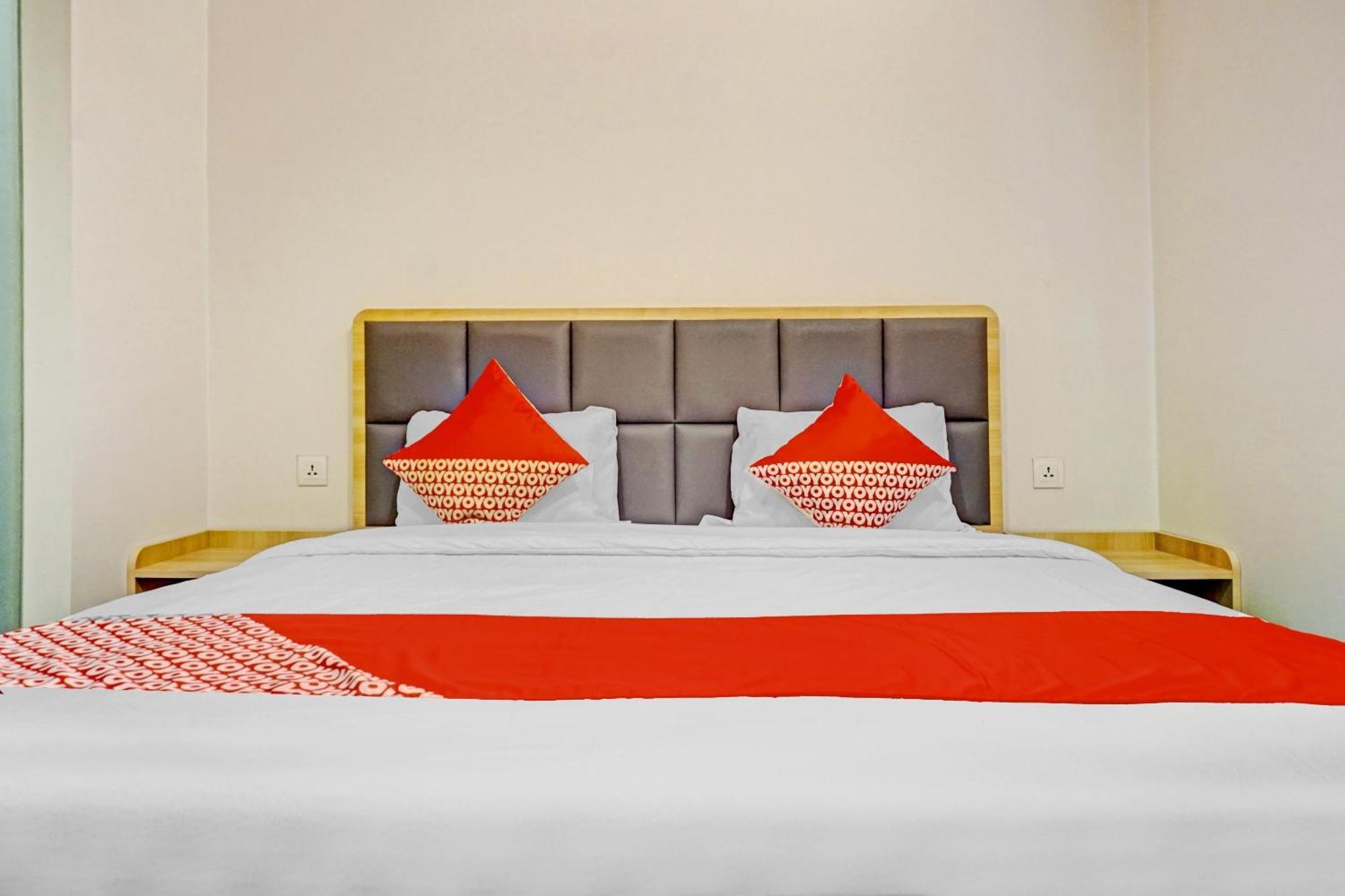 Hotel Oyo 90635 Tango Juliet Jakarta