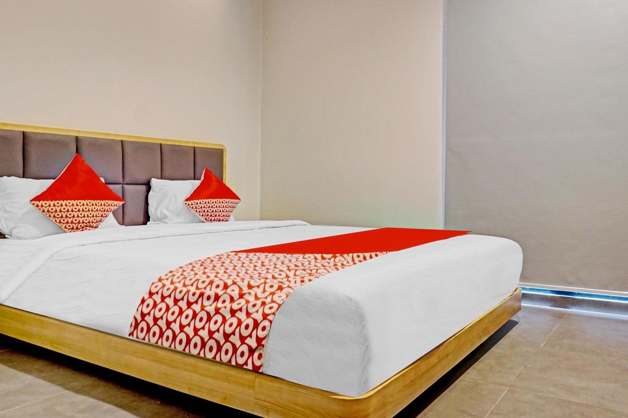 Oyo 90635 Tango Juliet Hotel 3*