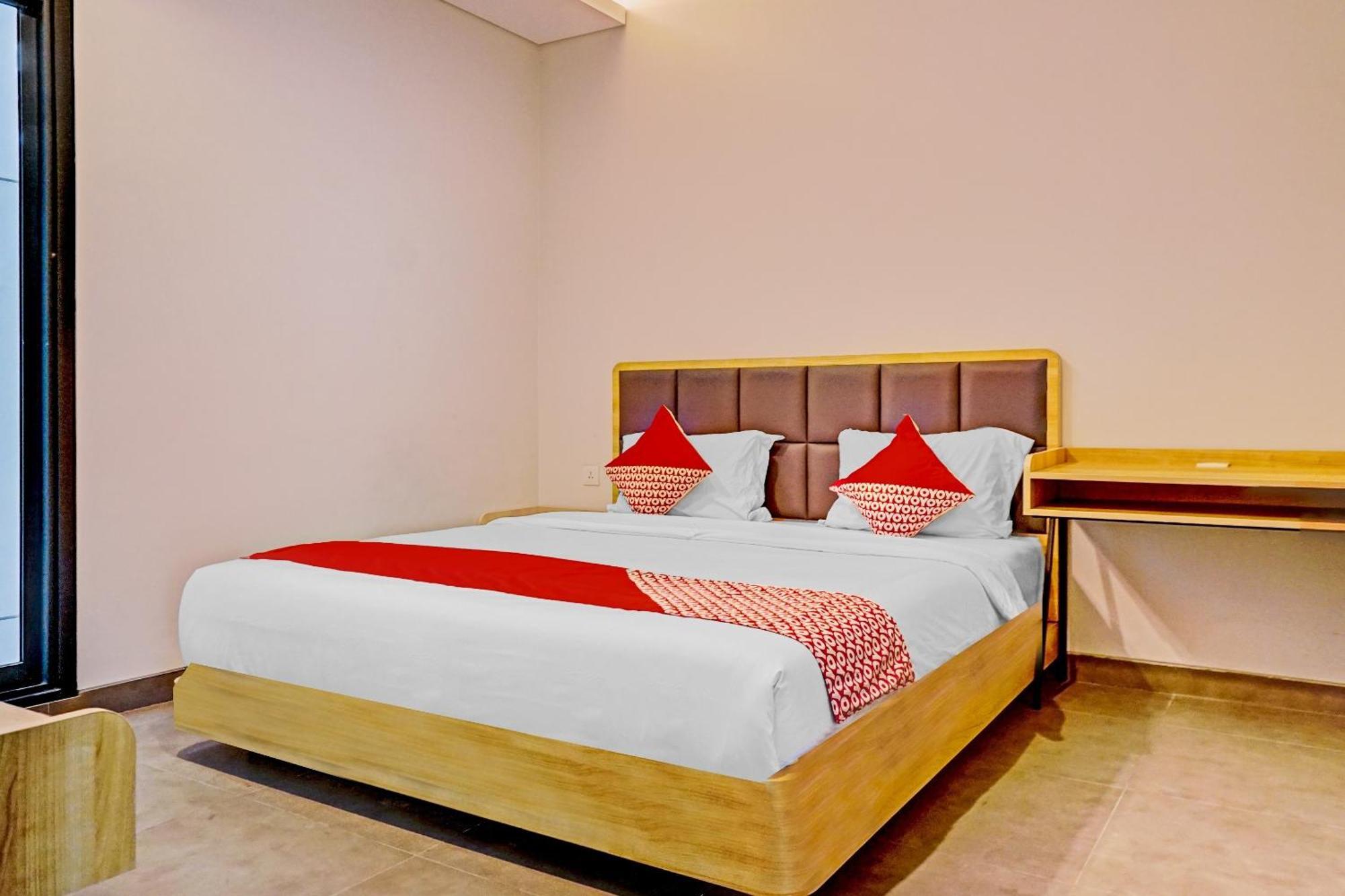Hotel Oyo 90635 Tango Juliet Jakarta