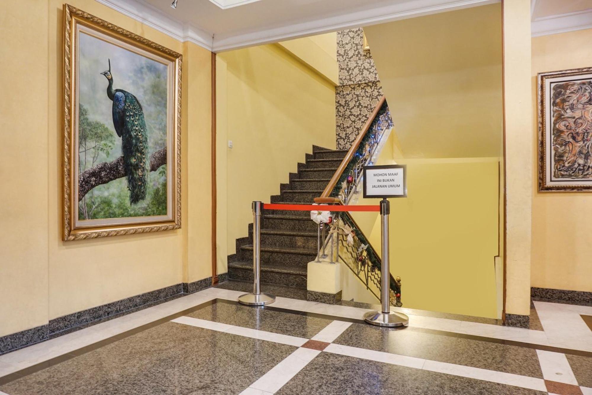 Super Oyo Townhouse Oak Bi Executive Hotel Jacarta