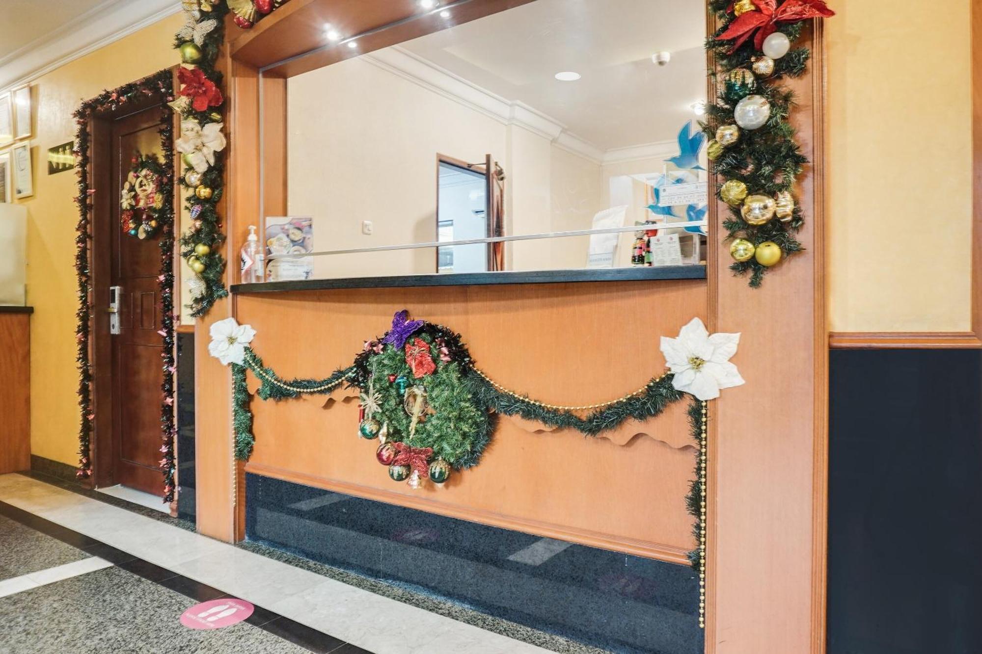 Hotel Super Oyo Townhouse Oak Bi Executive 2*