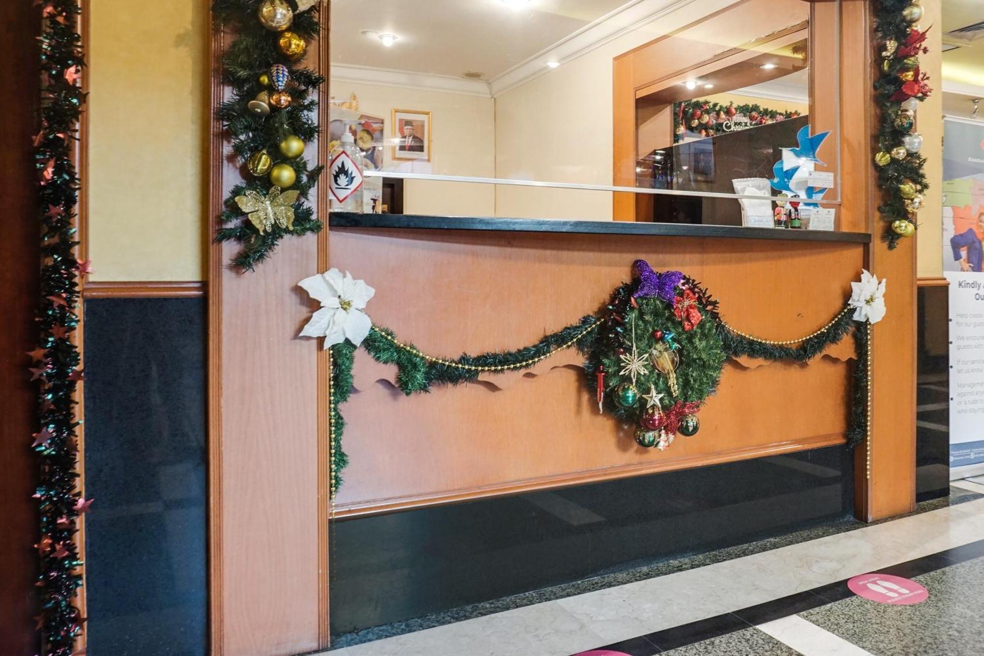 Hotel Super Oyo Townhouse Oak Bi Executive Jacarta