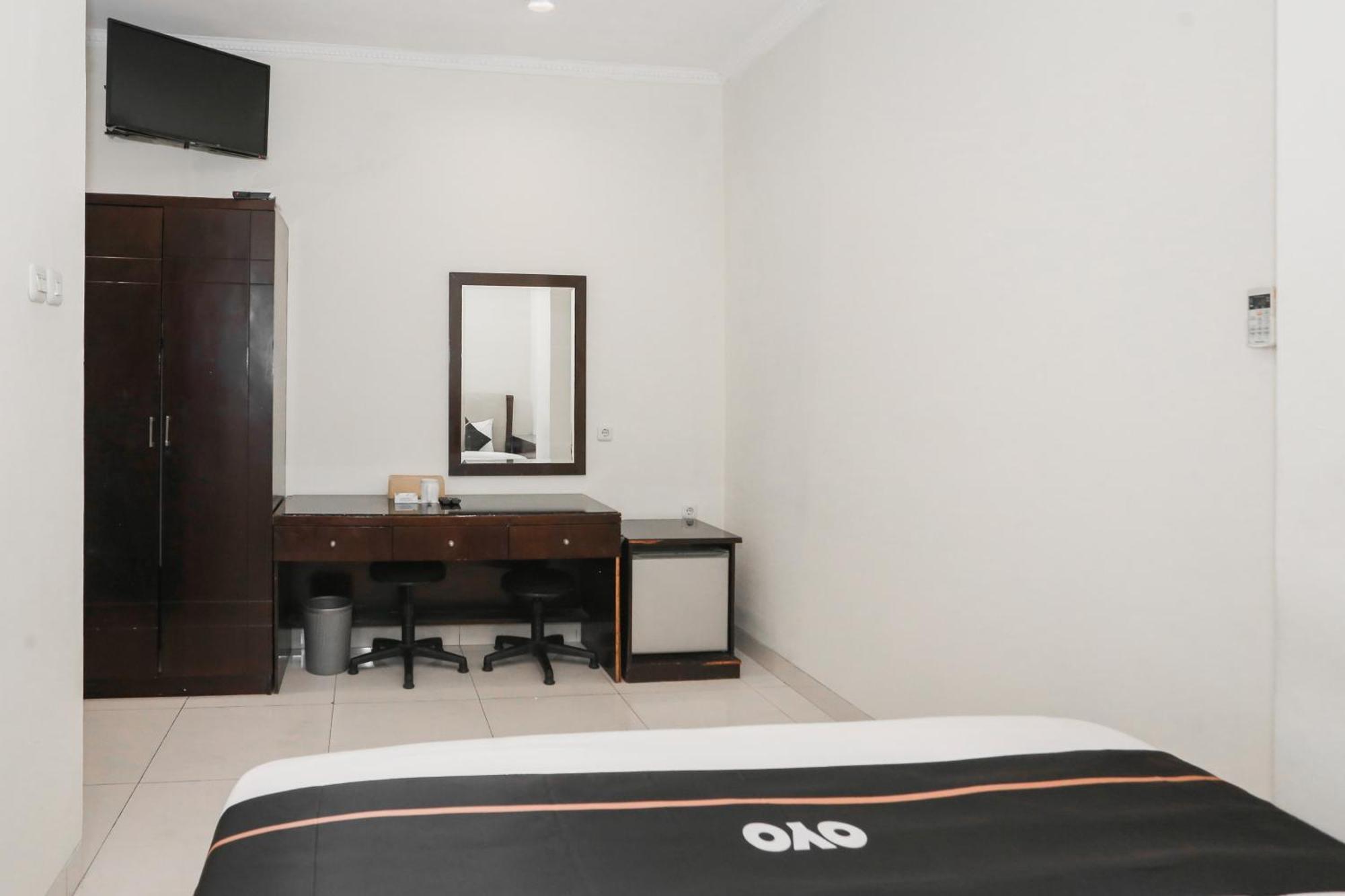 Hotel Townhouse Oak J&b Gunung Sahari Jacarta