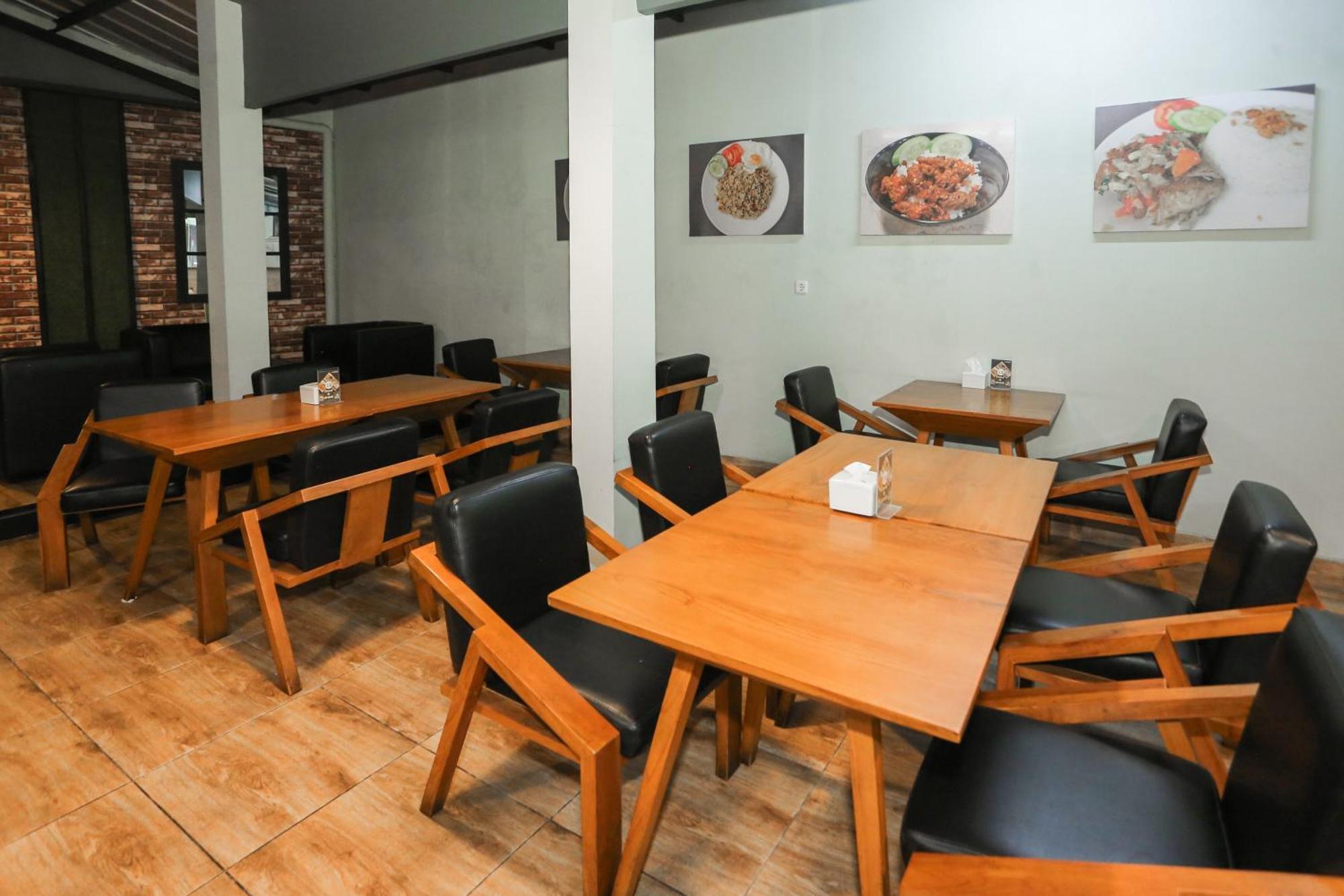 Townhouse Oak J&b Gunung Sahari 2* Jacarta