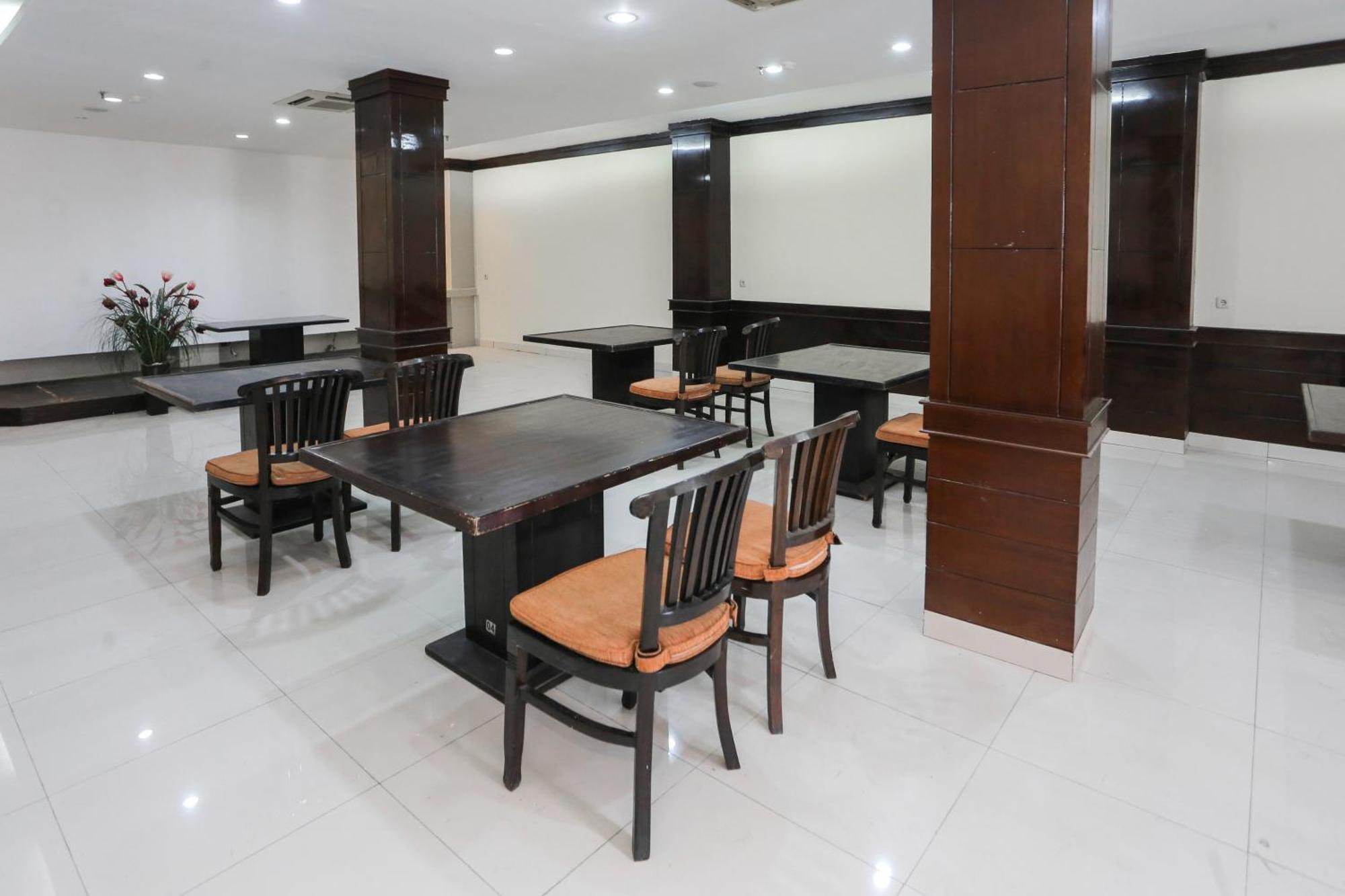 Townhouse Oak J&b Gunung Sahari 2* Jacarta