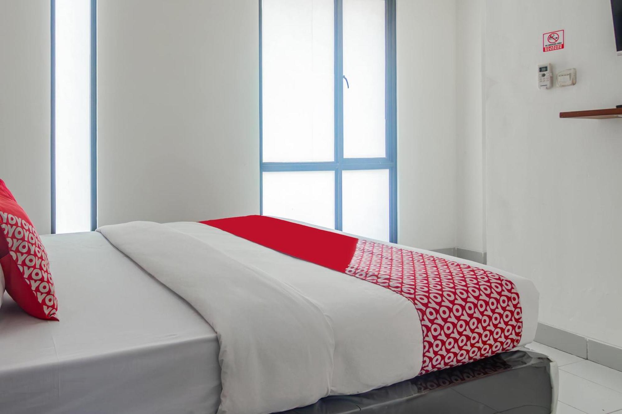 Hotel Oyo 93958 J&b Smart Jatinegara