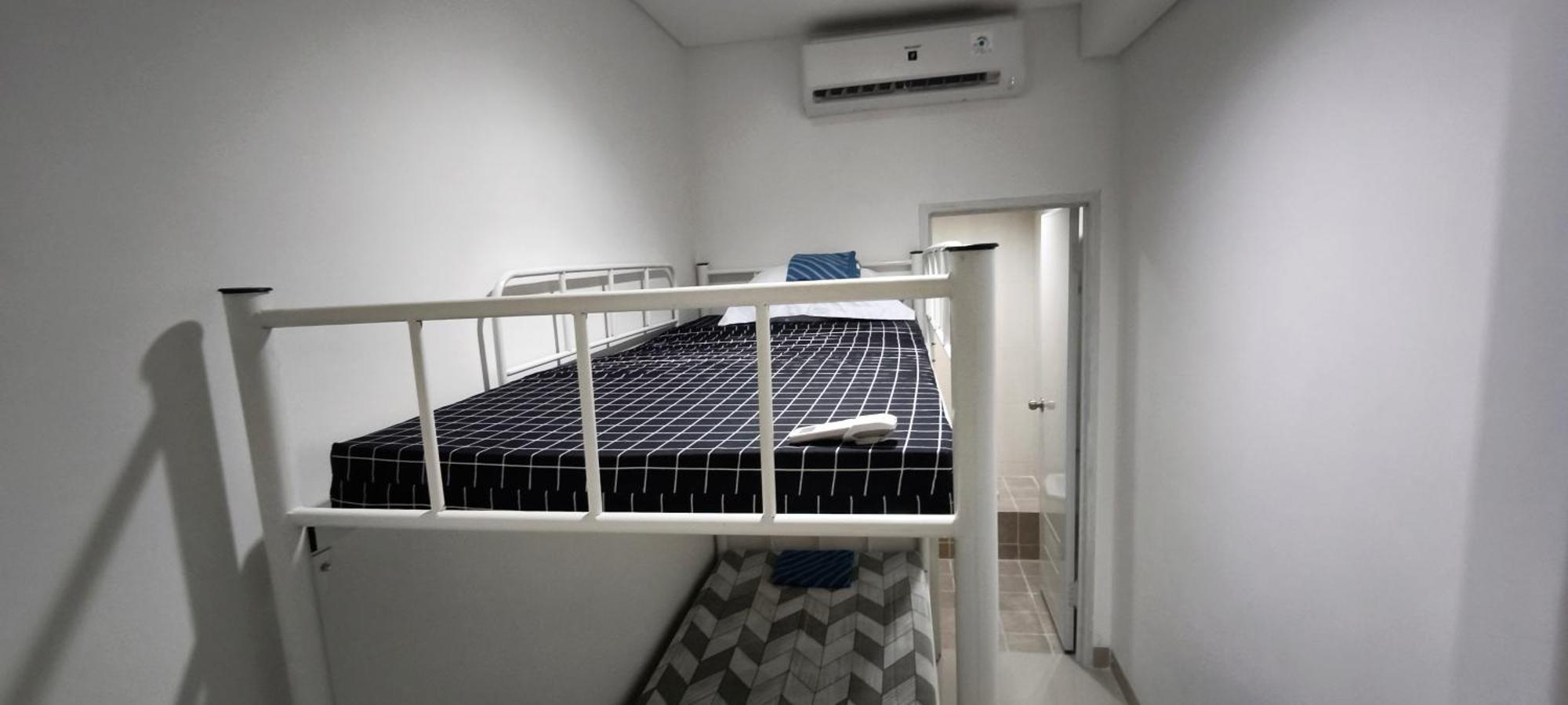 Căn hộ Grand & Spacious 2-bedroom Family Retreat *