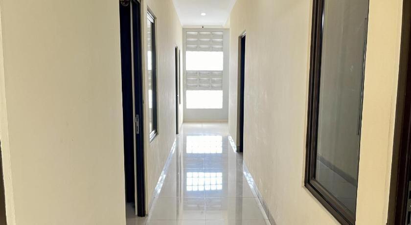 Tos Jakarta