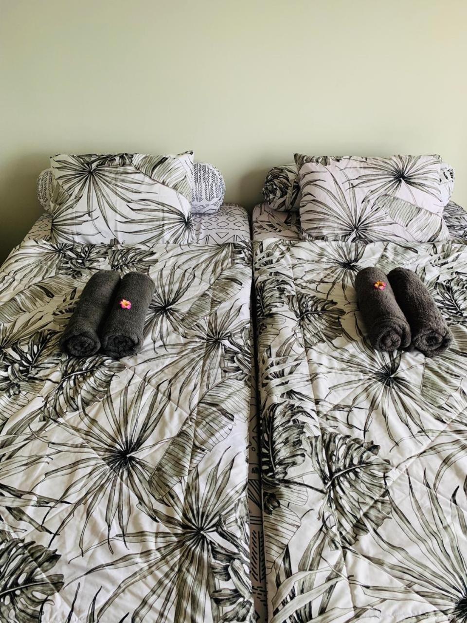 Sewa Maqna Meruya Kebon Jeruk Puri Indah Loft * Jakarta