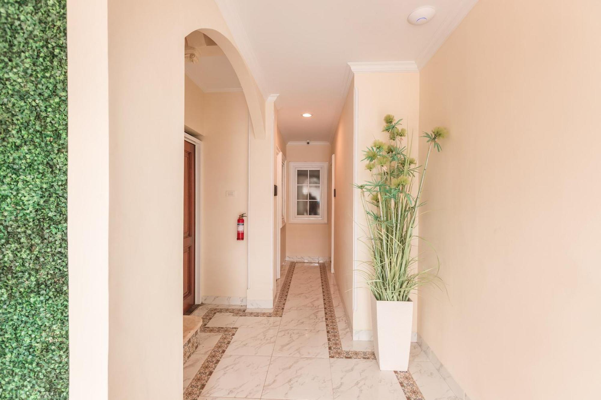 Super Oyo Capital O 371 Kwitang Hotel 2*