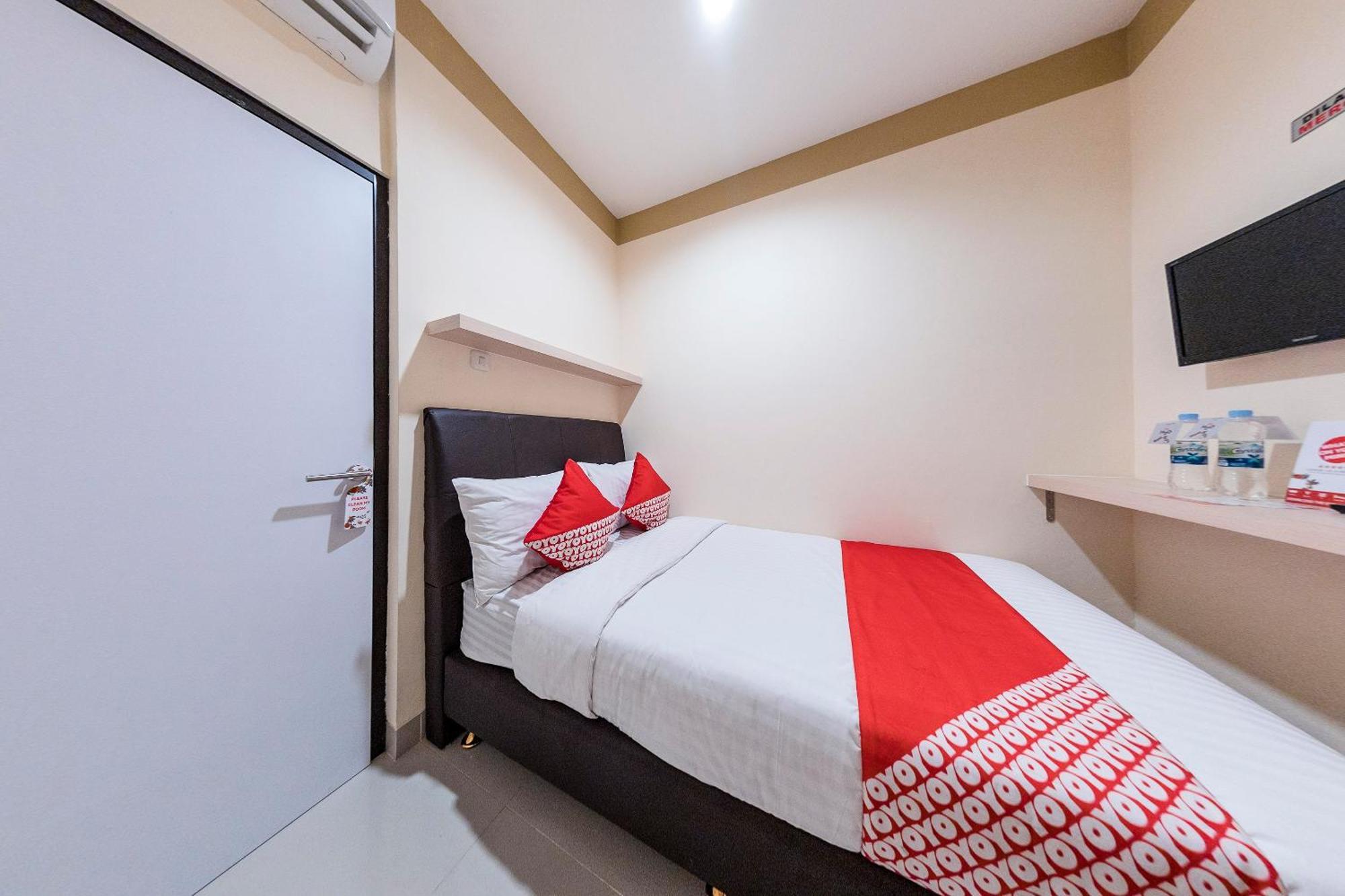 Oyo 478 Balcon Biru Hotel Jakarta