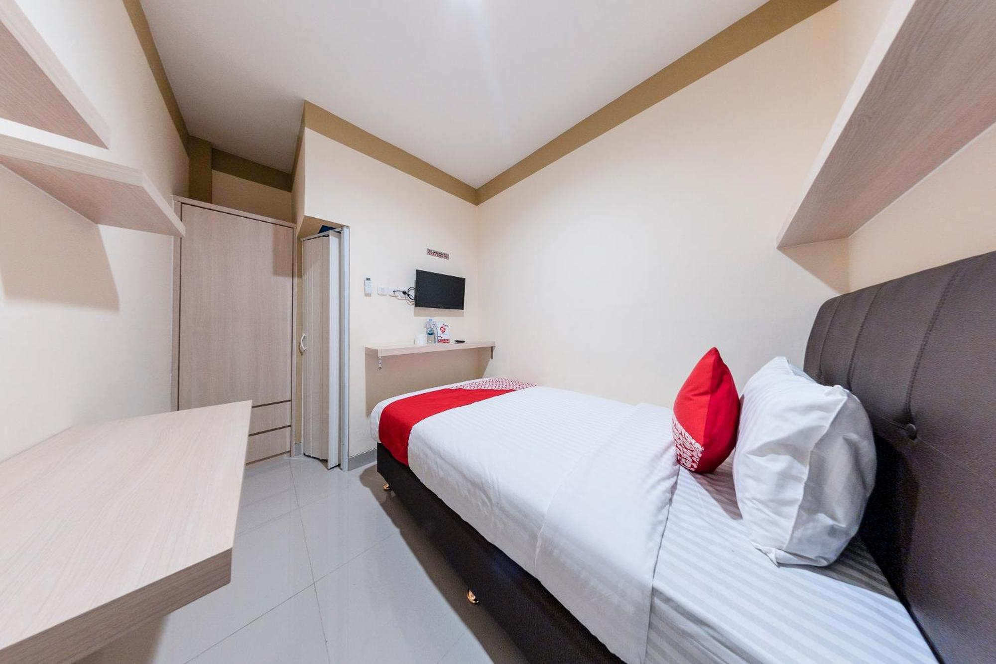 Hotel Oyo 478 Balcon Biru