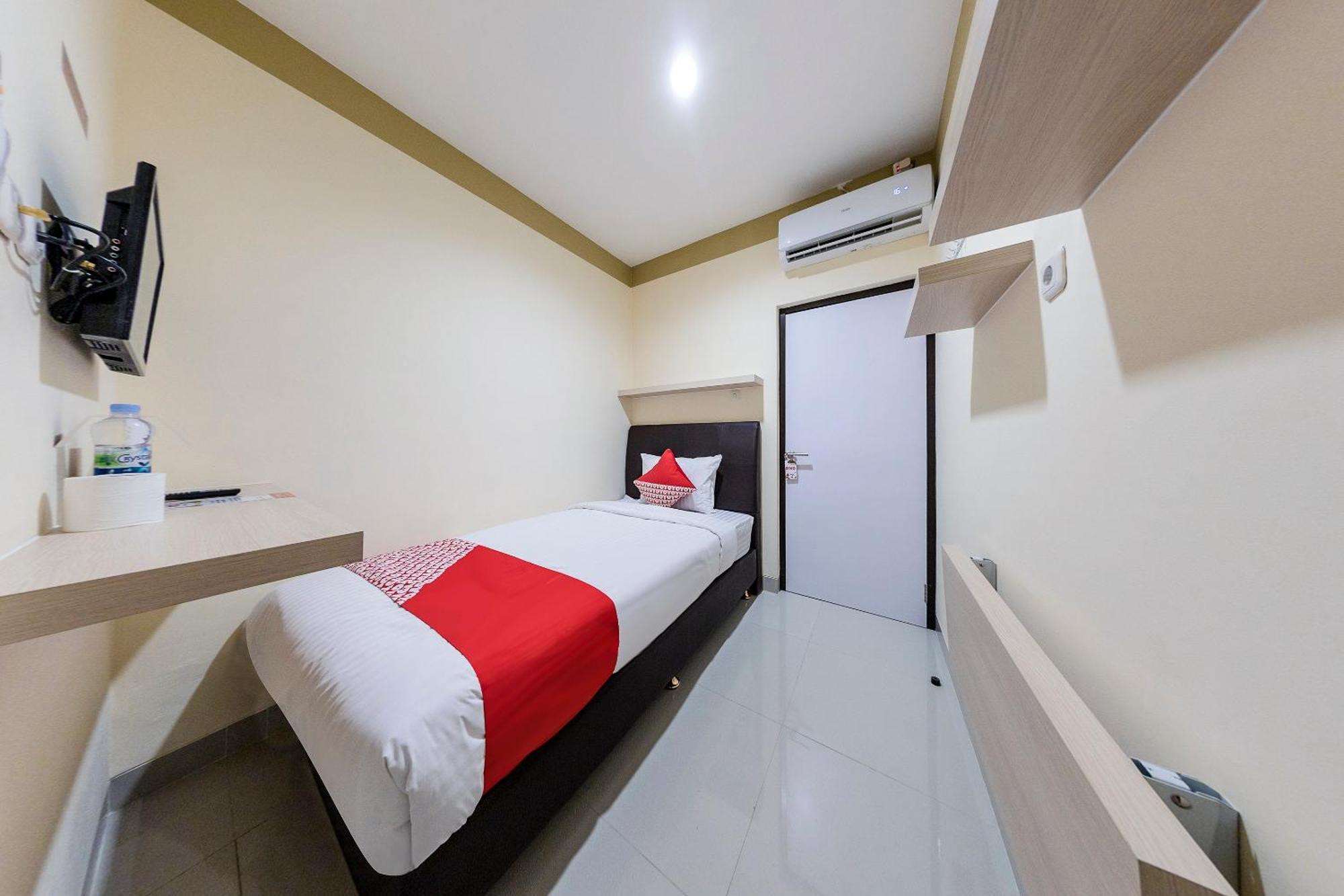 Oyo 478 Balcon Biru 2*