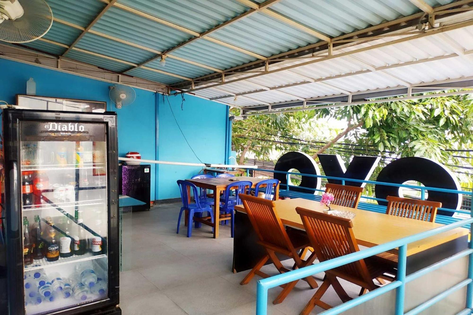Oyo 478 Balcon Biru Hotel