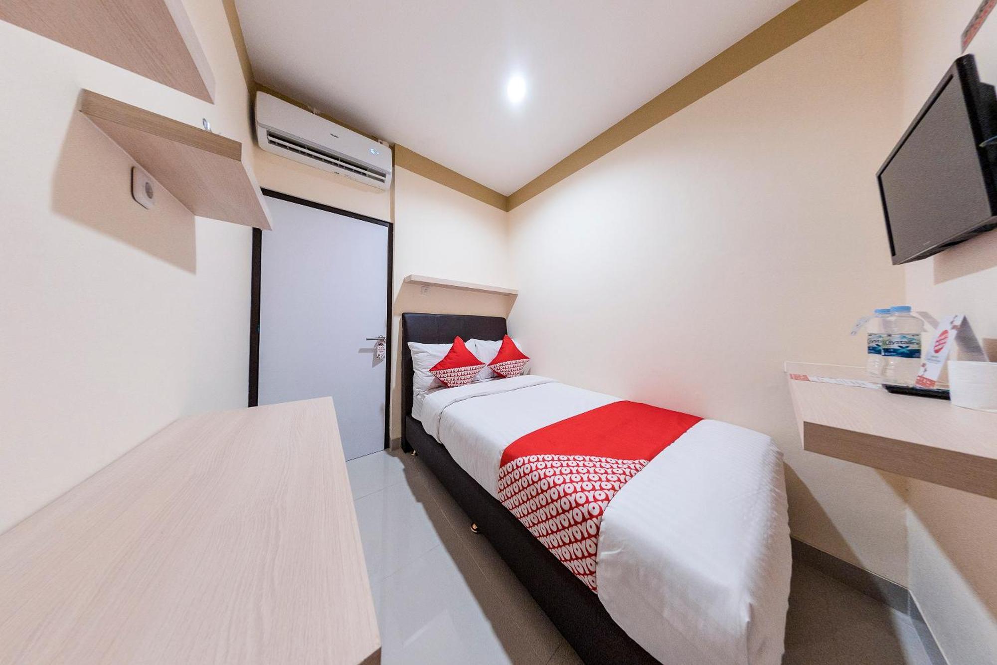 Hotel Oyo 478 Balcon Biru