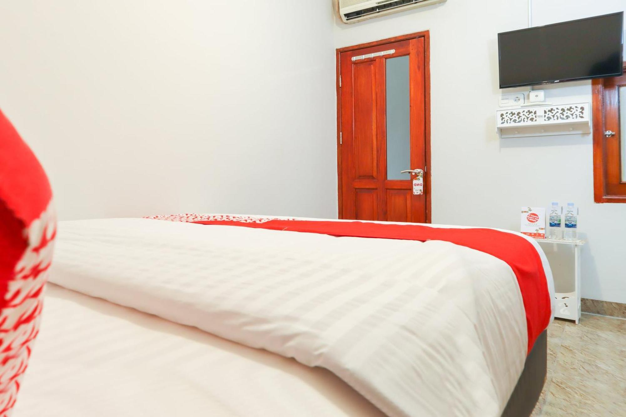 Oyo 1519 Axl Hotel Jakarta