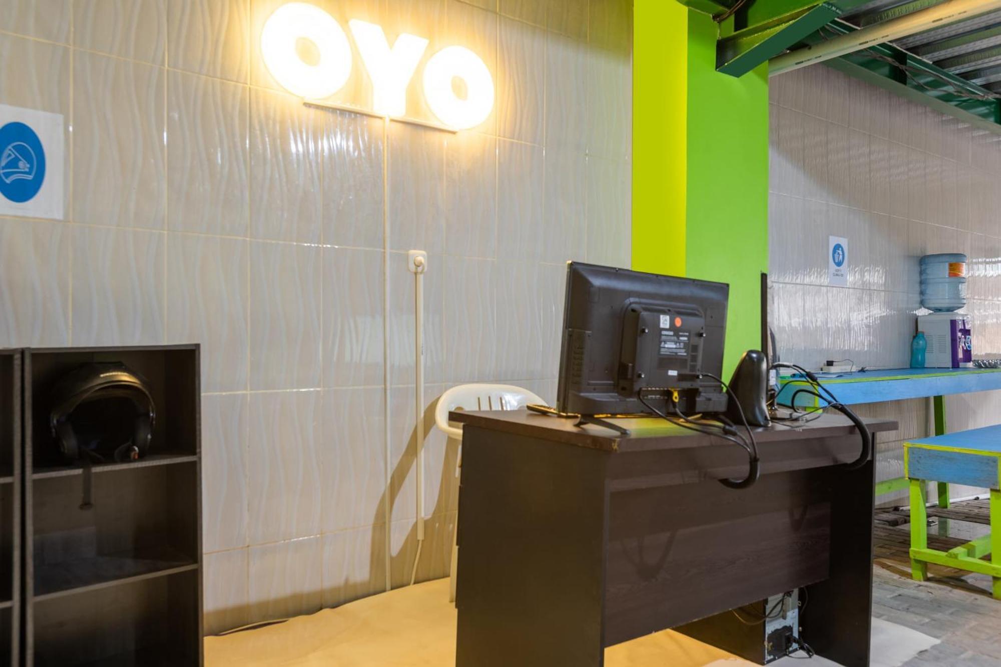 Oyo Life 3284 Pademangan 3 2* Jacarta
