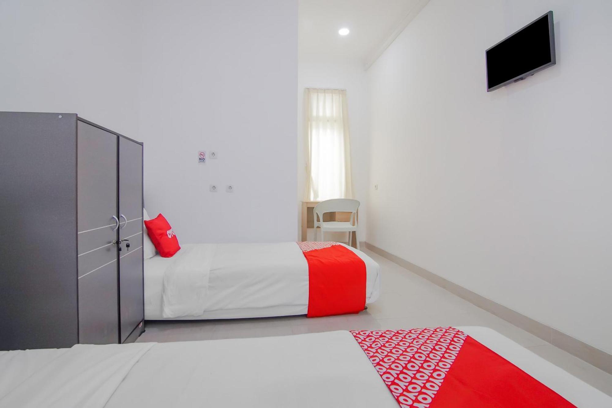 Super Oyo Capital O 90342 Kemang Garden Jakarta