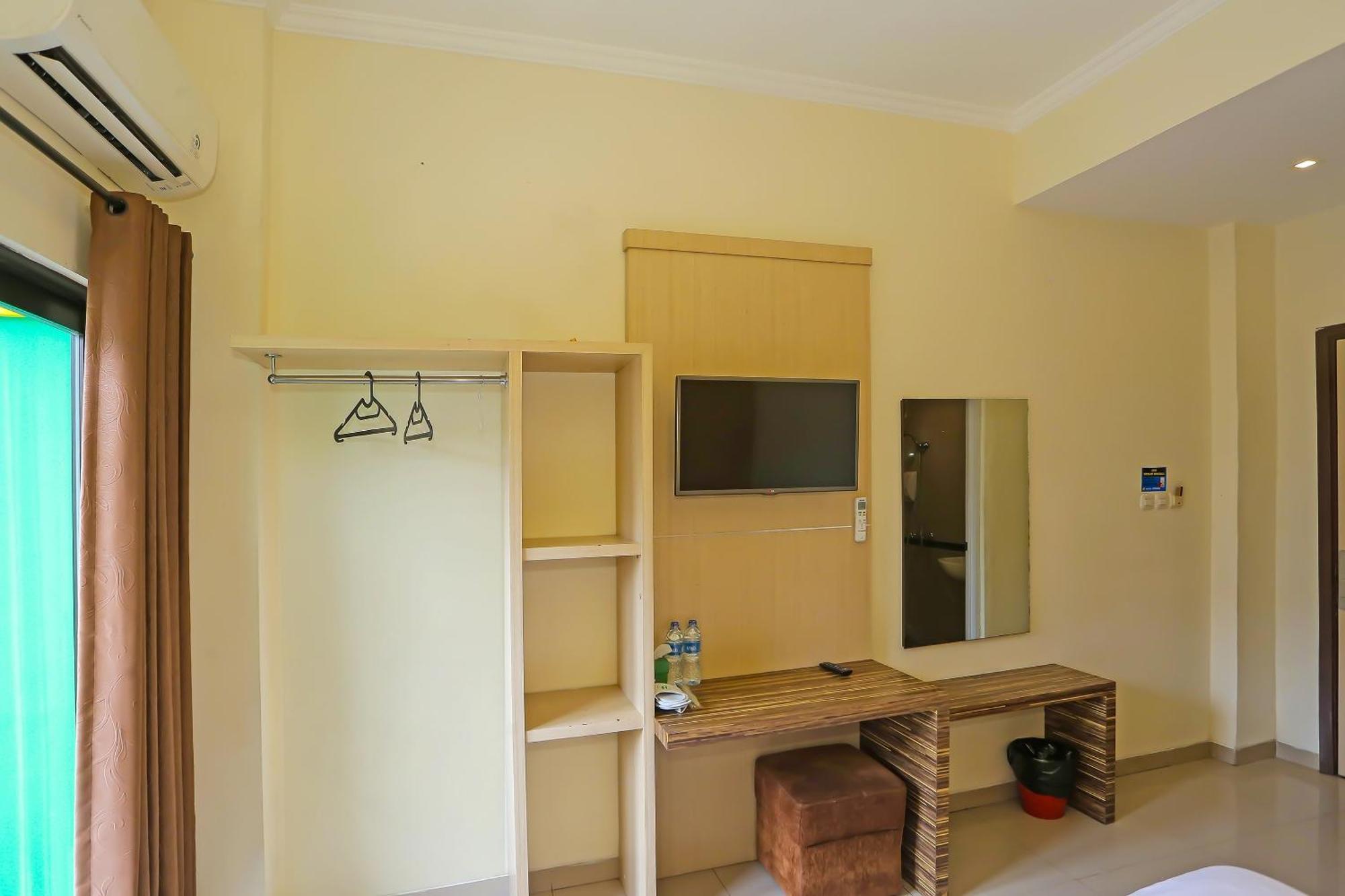 Super Oyo Collection O 92130 Fiducia Kaji Hotel 3*