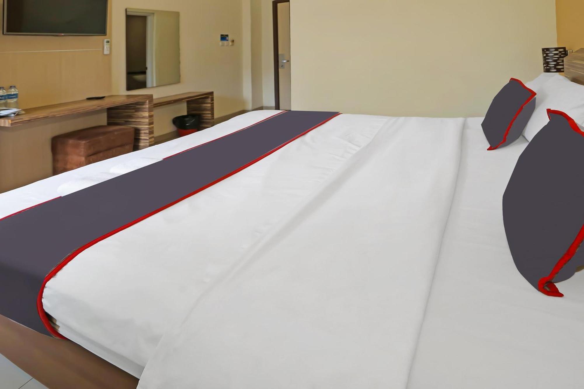 Super Oyo Collection O 92130 Fiducia Kaji 3*