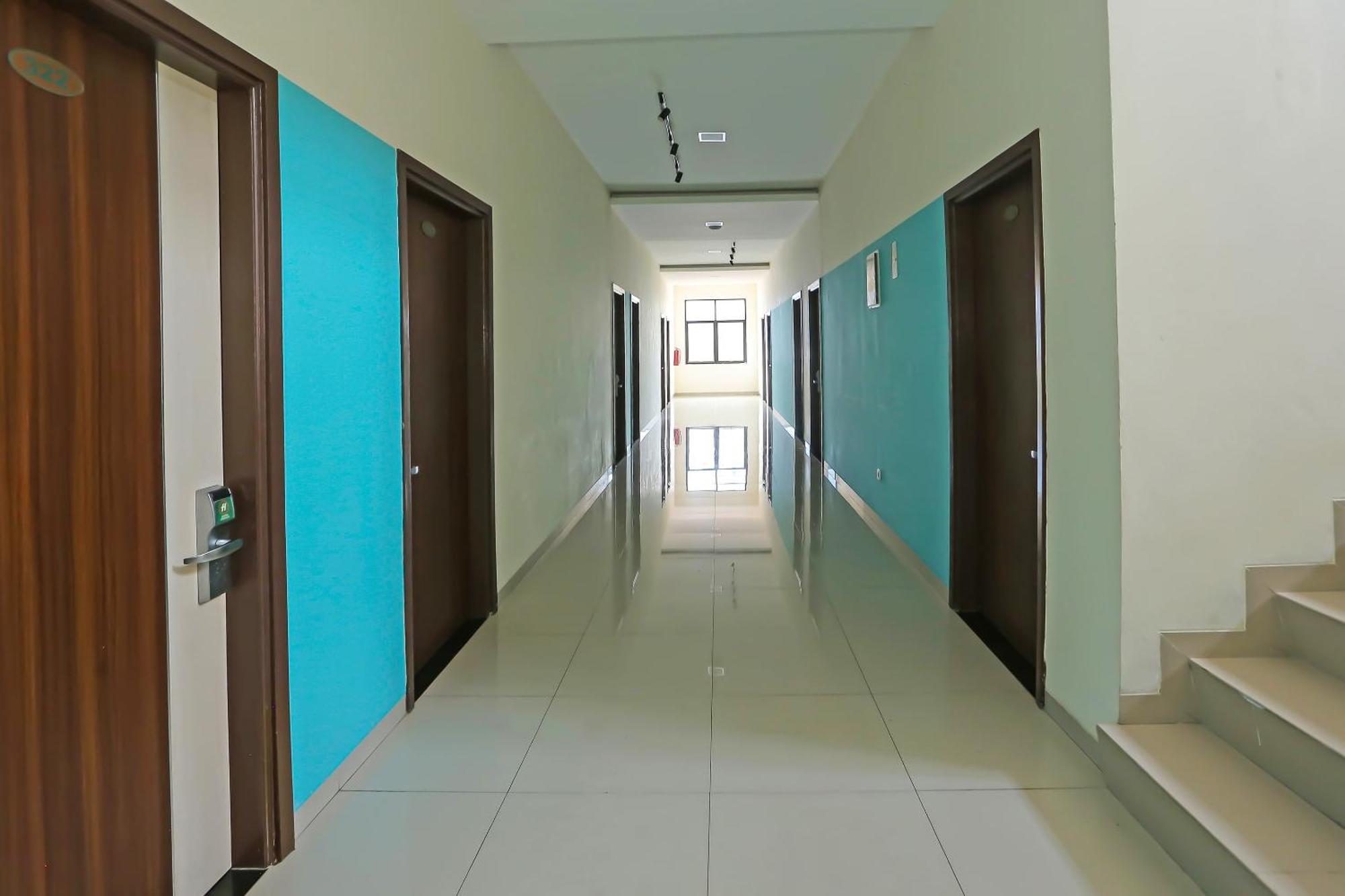 Hotel Super Oyo Collection O 92130 Fiducia Kaji