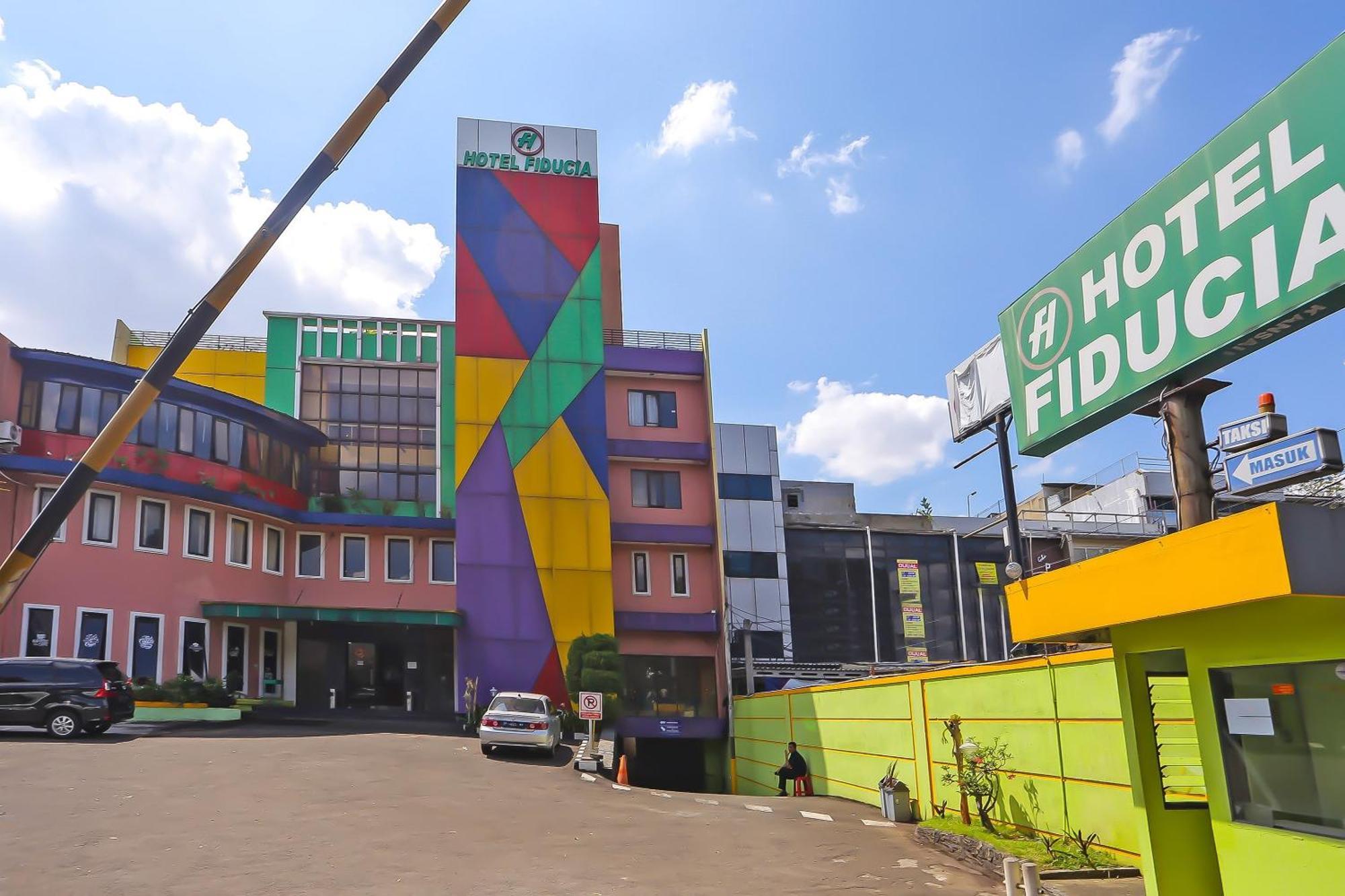Townhouse Oak Fiducia Pasar Minggu 3* Jacarta