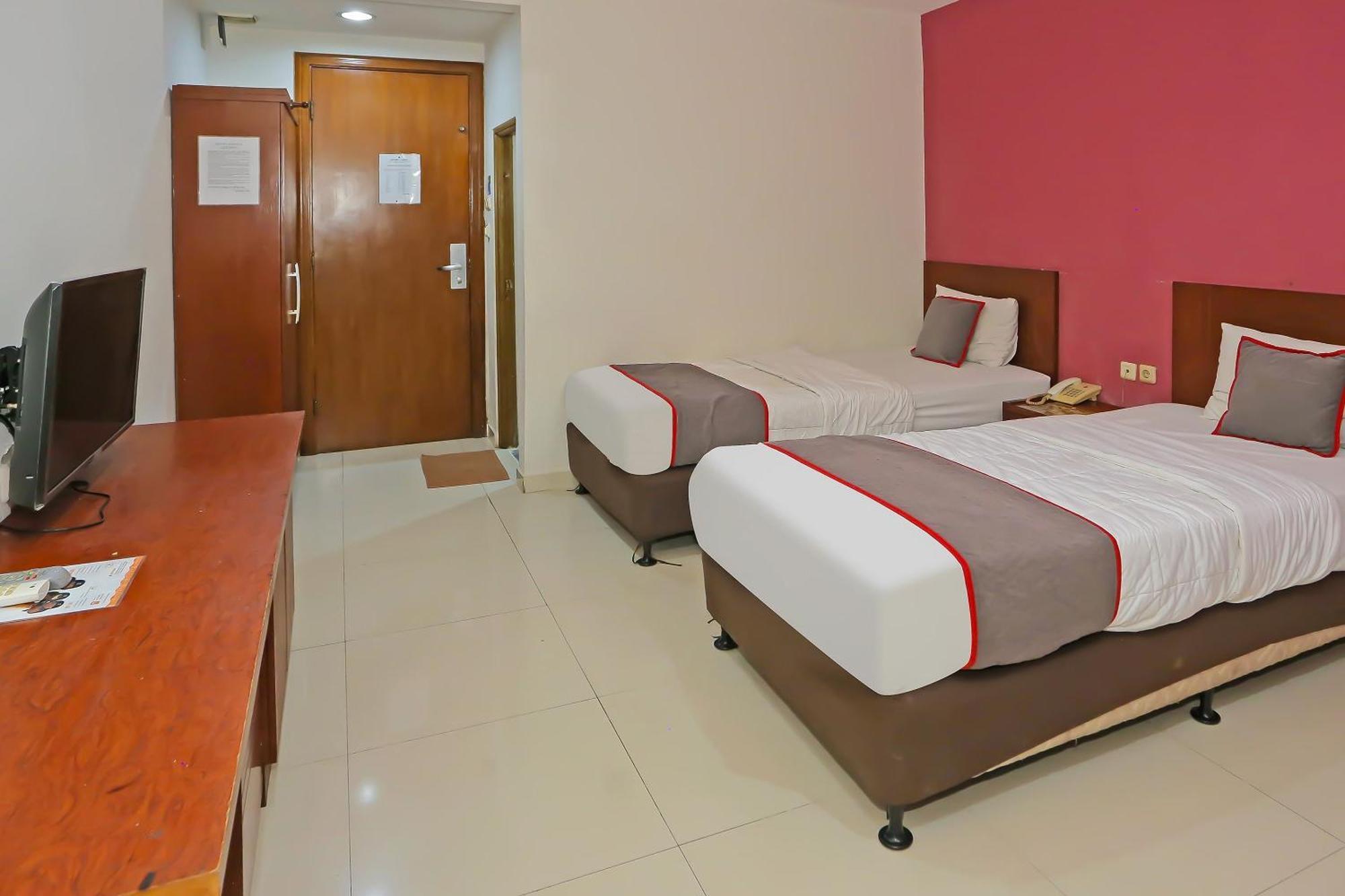 Townhouse Oak Fiducia Pasar Minggu 3*