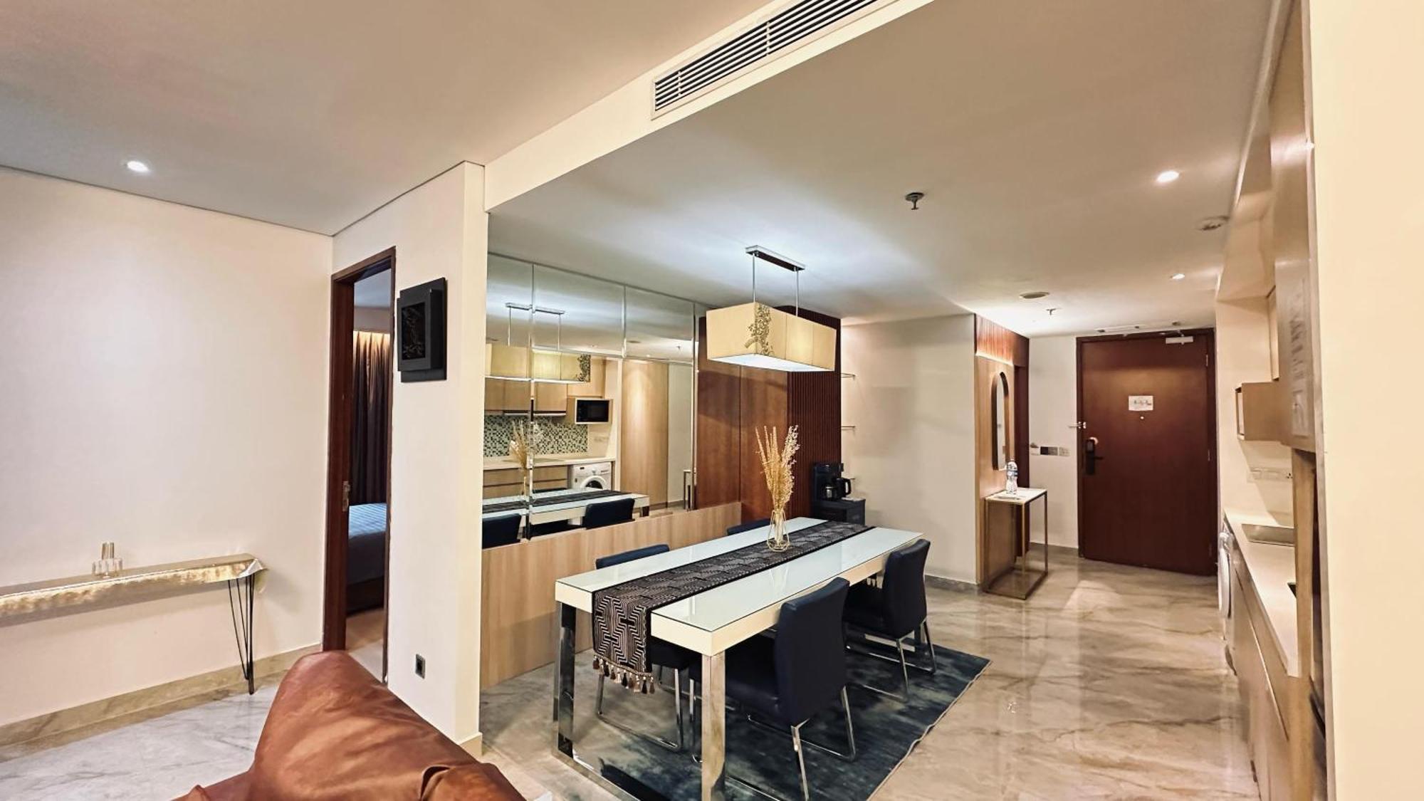 The H Tower Rasuna Kuningan By Villaloka