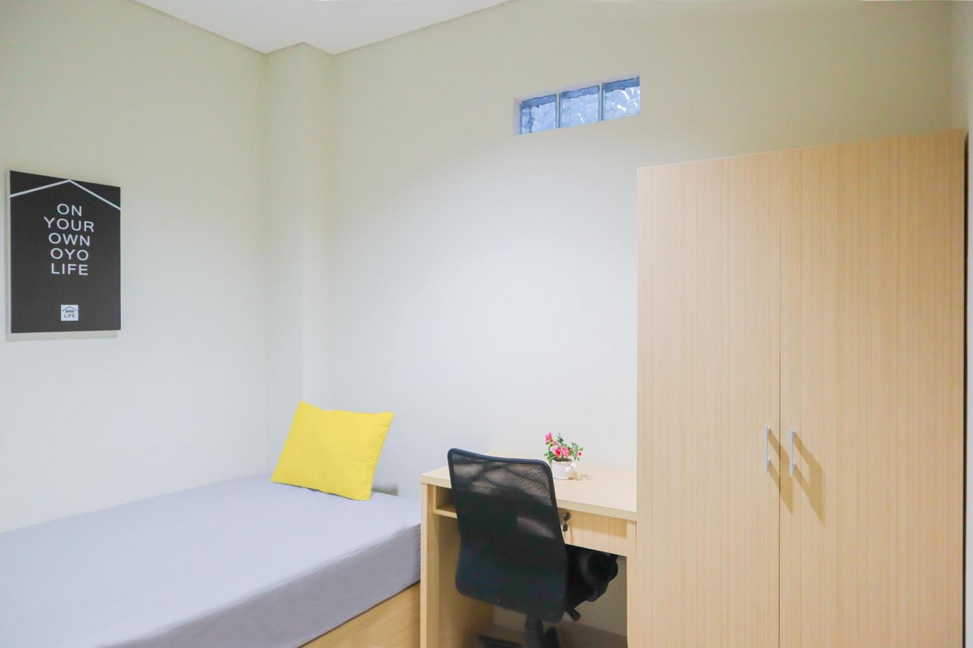 Hotel Oyo Life 1830 Mandala 2*